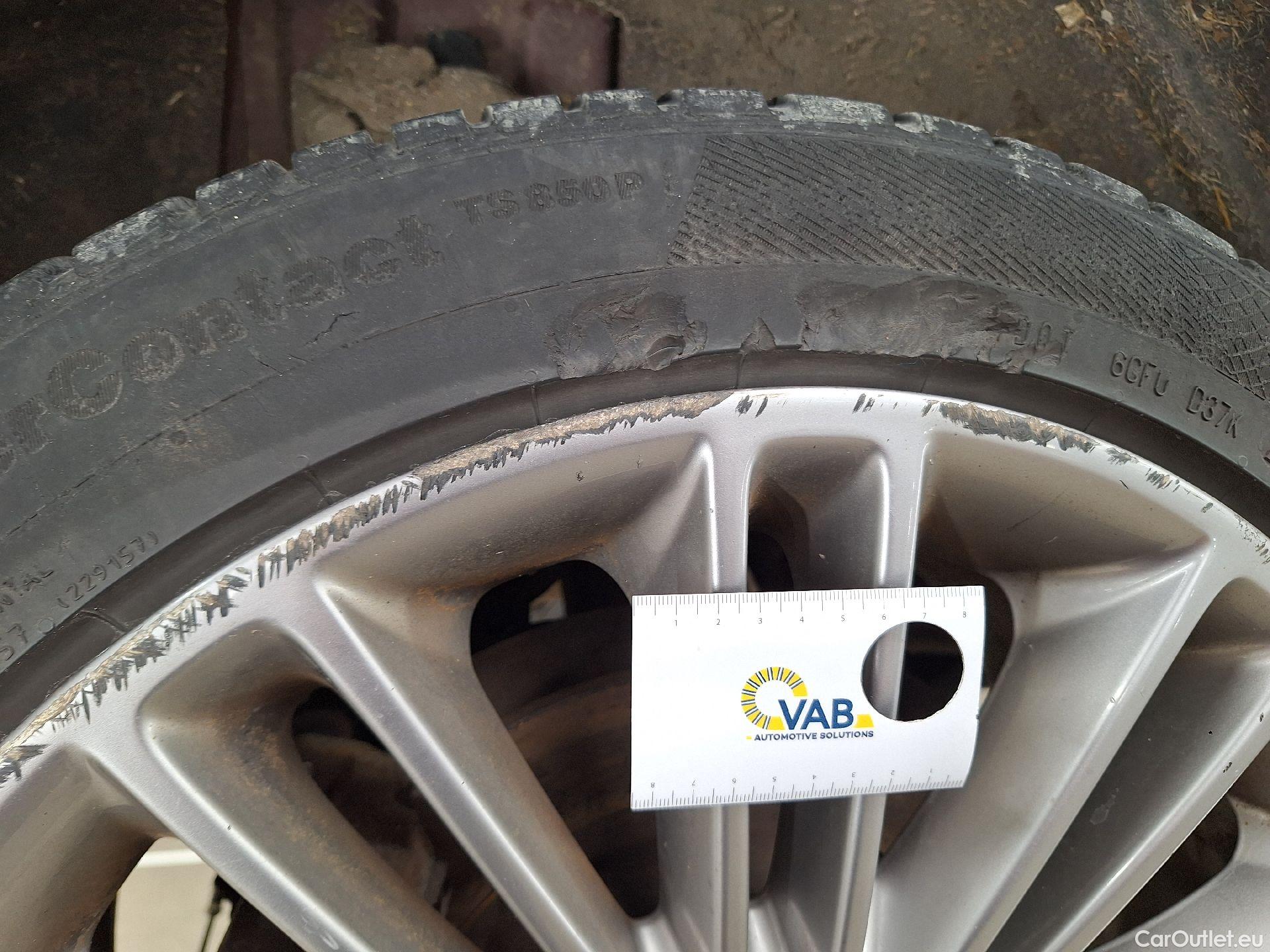  Ford  Mondeo Ford,  5d '14, Ford  2.0TDCi 110kW Vignale 4d #61