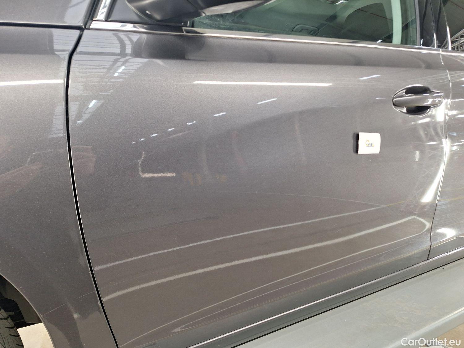  Peugeot  308 Peugeot,  SW FL'17, Peugeot  SW 1.5 BlueHDi 130 S&S EAT8 Allure 5d #34