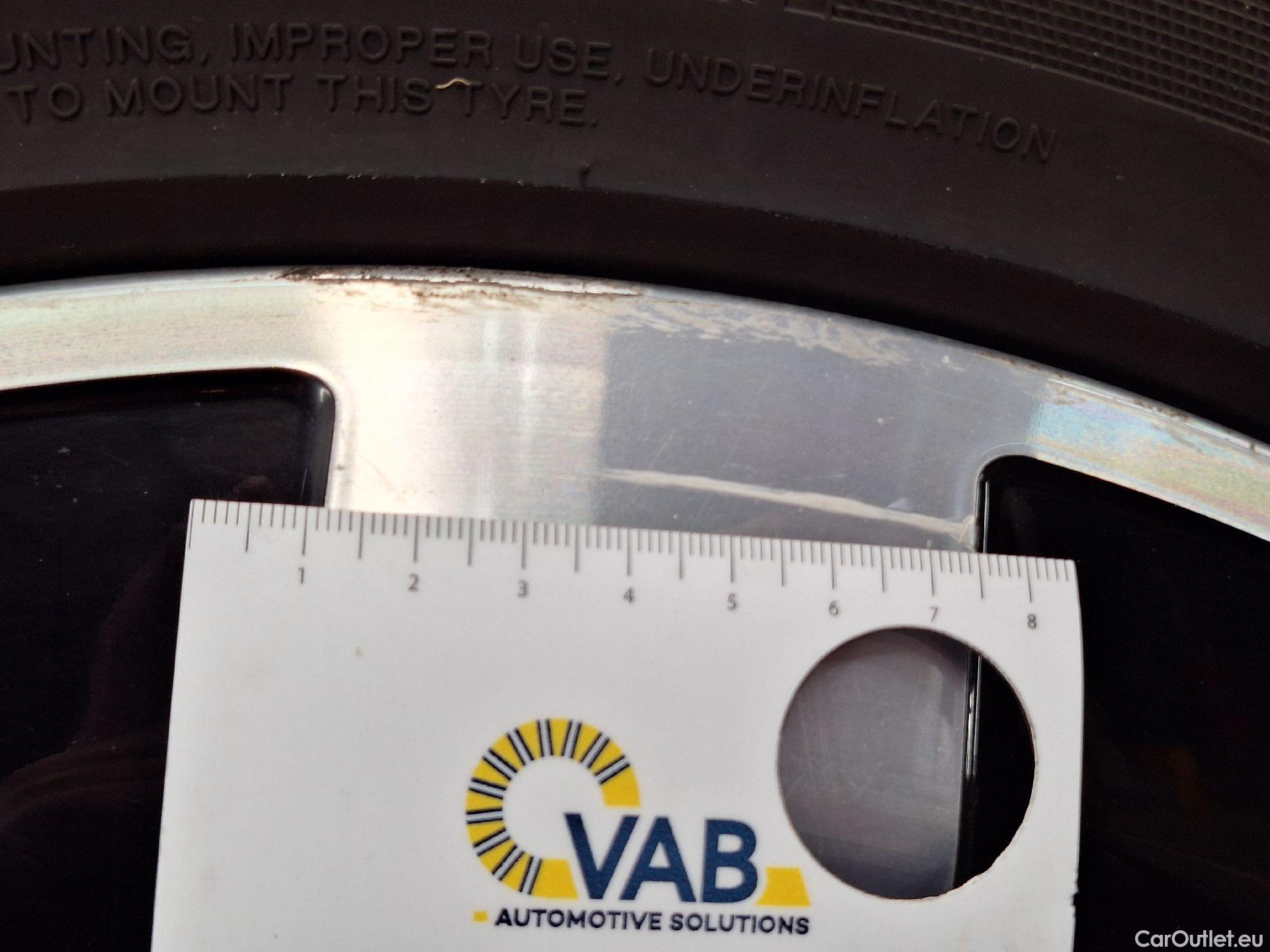  Mercedes  GLB Mercedes,  '19, Mercedes-Benz   180 d Business Solution 5d #28