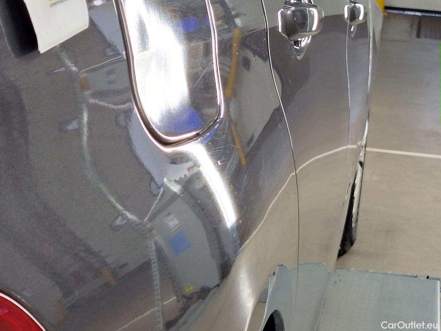  Peugeot  308 Peugeot,  SW FL'17, Peugeot  SW 1.5 BlueHDi 130 S&S EAT8 Allure 5d #75