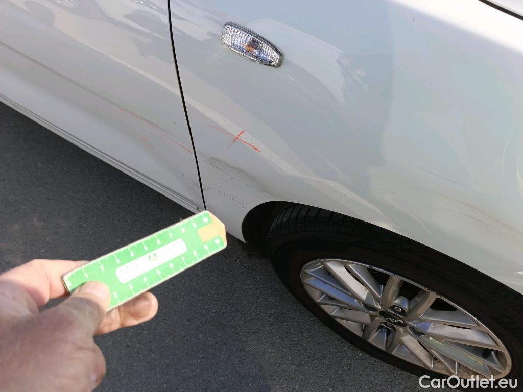  KIA  Rio KIA  / 2020 / 5P / berlina con portón 1.2 DPi 62kW (84CV) Concept #1