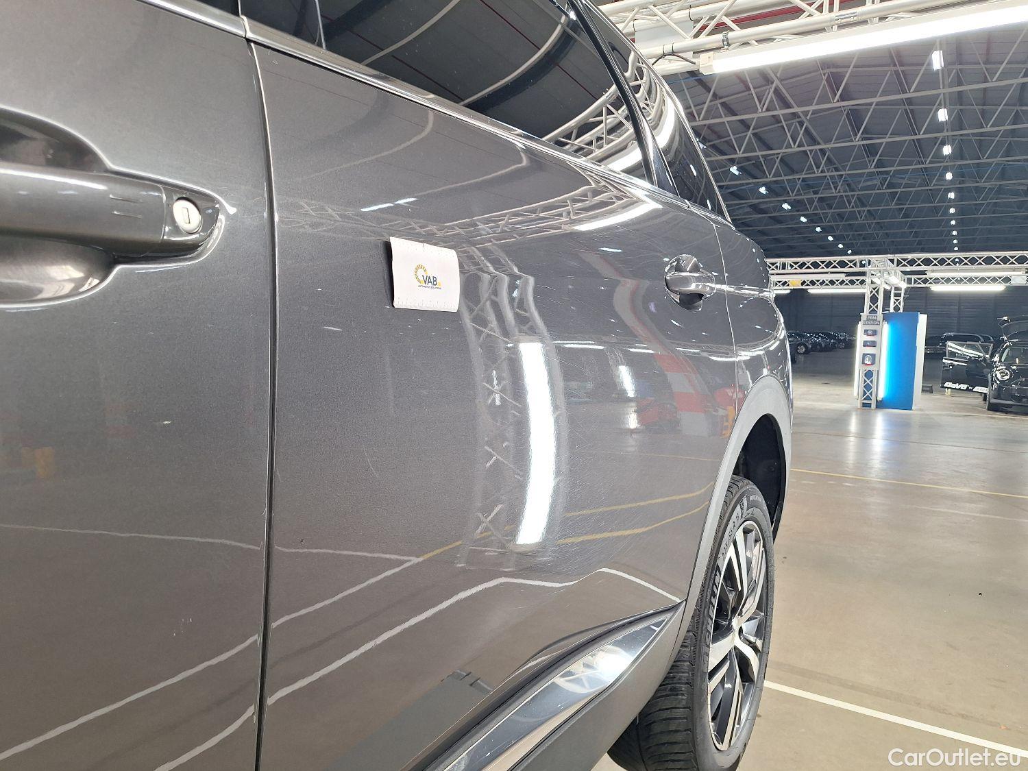  Peugeot  5008 Peugeot,  '16, Peugeot  1.5 BlueHDi 96kW S&S EAT8 GT Line 5d #33