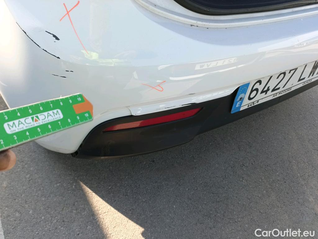  KIA  Rio KIA  / 2020 / 5P / berlina con portón 1.2 DPi 62kW (84CV) Concept #8