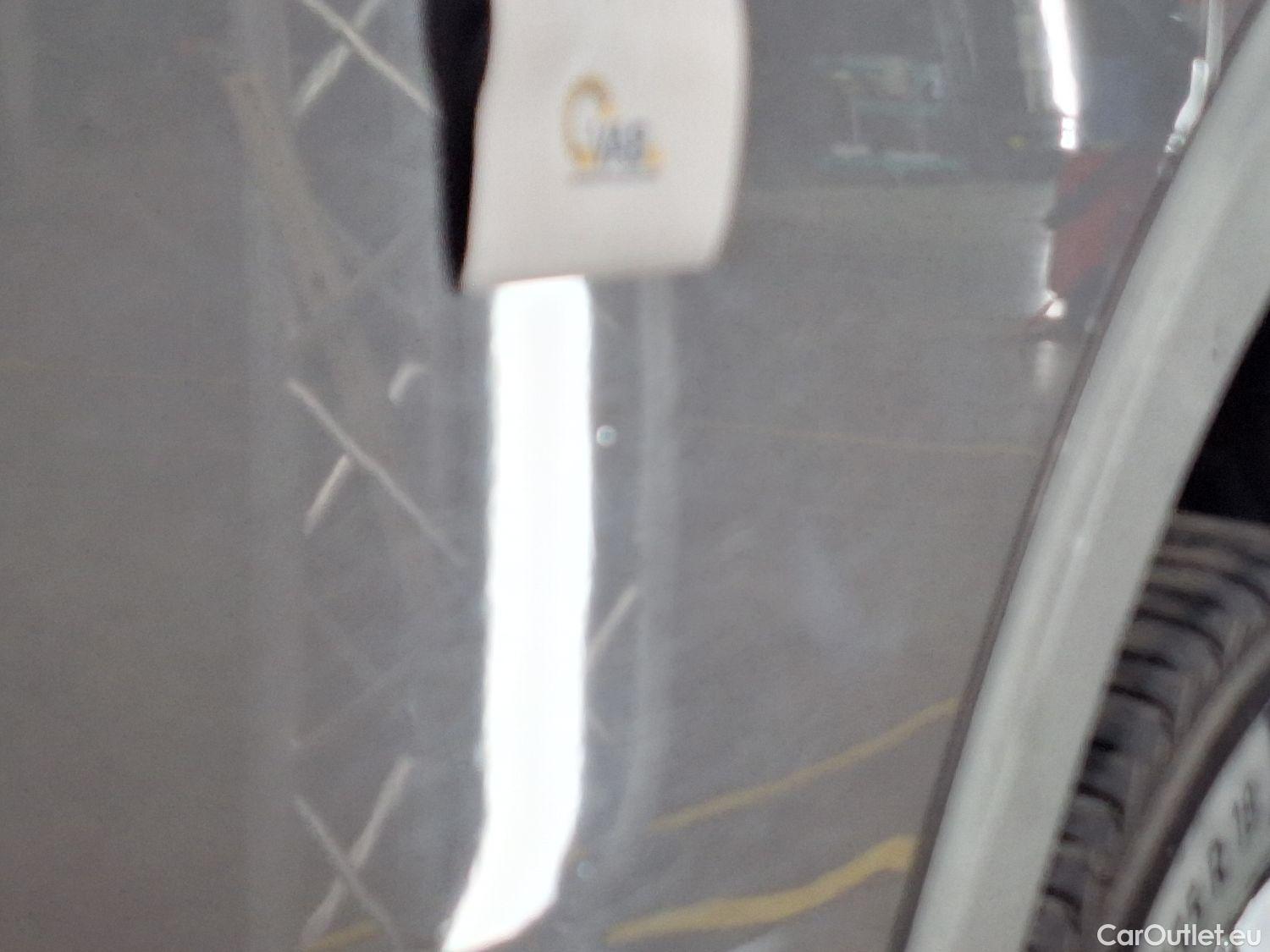  Peugeot  5008 Peugeot,  '16, Peugeot  1.5 BlueHDi 96kW S&S EAT8 GT Line 5d #35