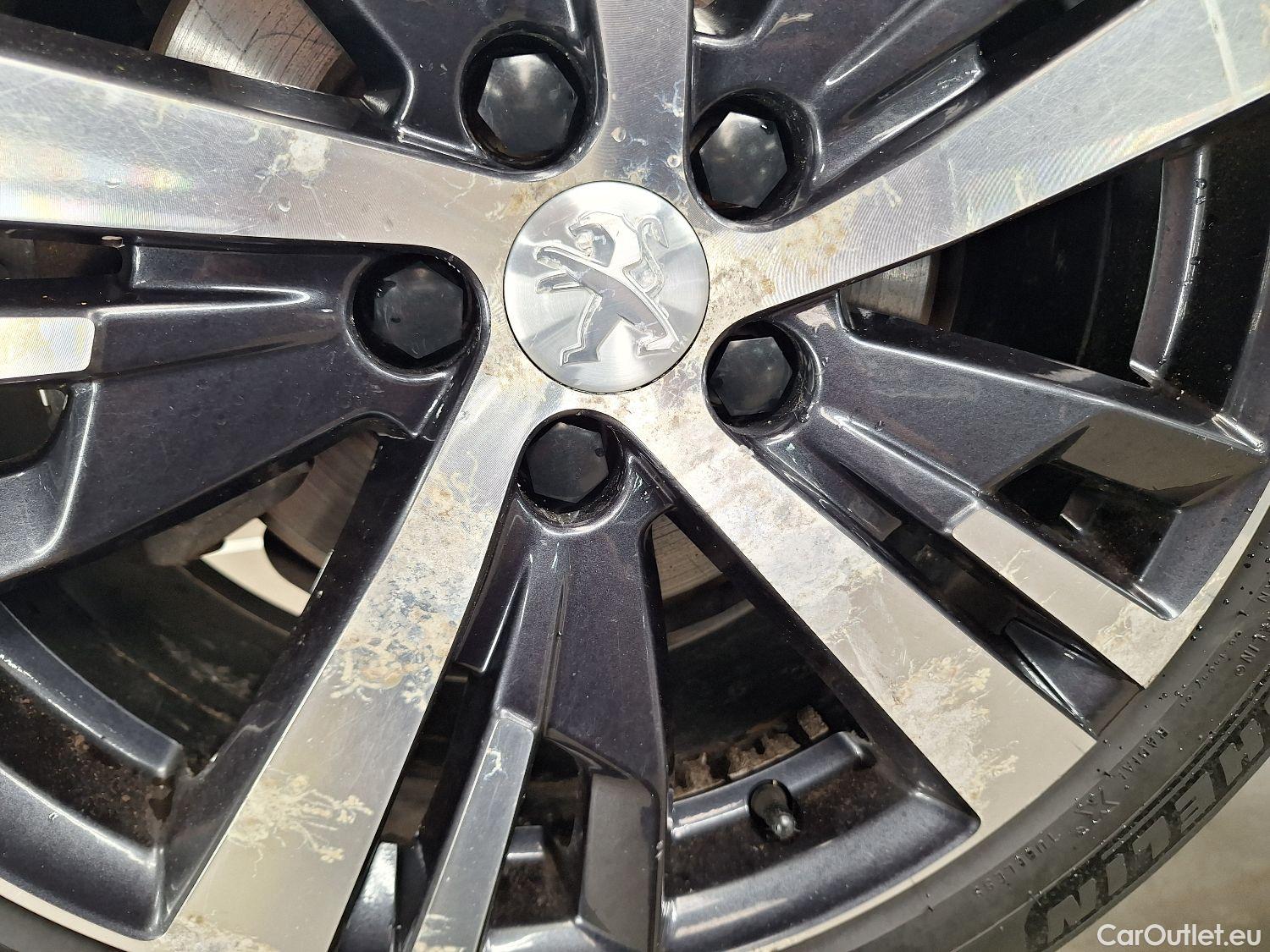  Peugeot  5008 Peugeot,  '16, Peugeot  1.5 BlueHDi 96kW S&S EAT8 GT Line 5d #7