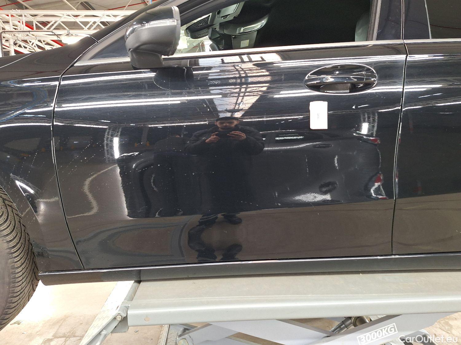  Mercedes  A-Klasse Mercedes, A-Class '18, Mercedes-Benz  A 180 d 5d #34