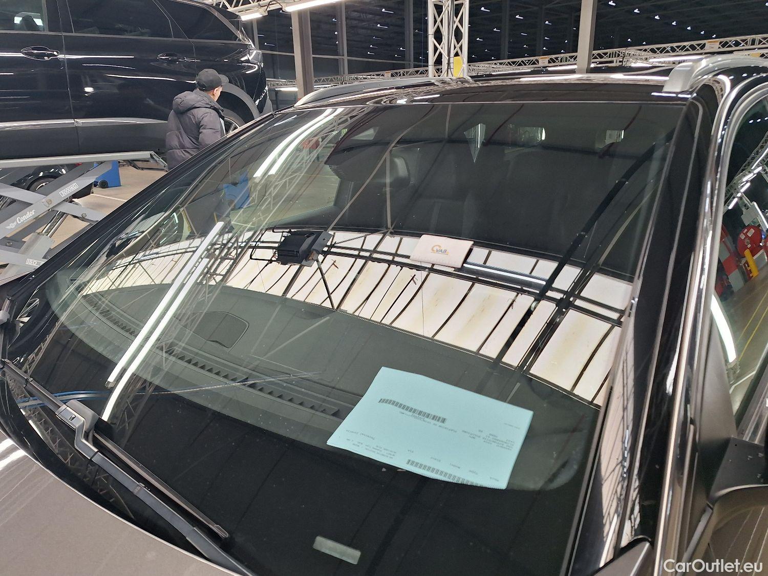  Peugeot  5008 Peugeot,  '16, Peugeot  1.5 BlueHDi 96kW S&S EAT8 GT Line 5d #62