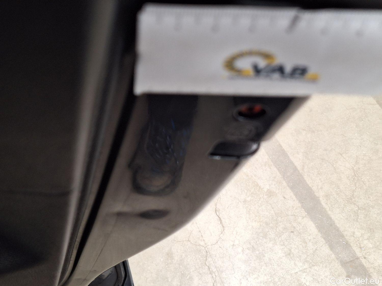  Peugeot  5008 Peugeot,  '16, Peugeot  1.5 BlueHDi 96kW S&S EAT8 GT Line 5d #42