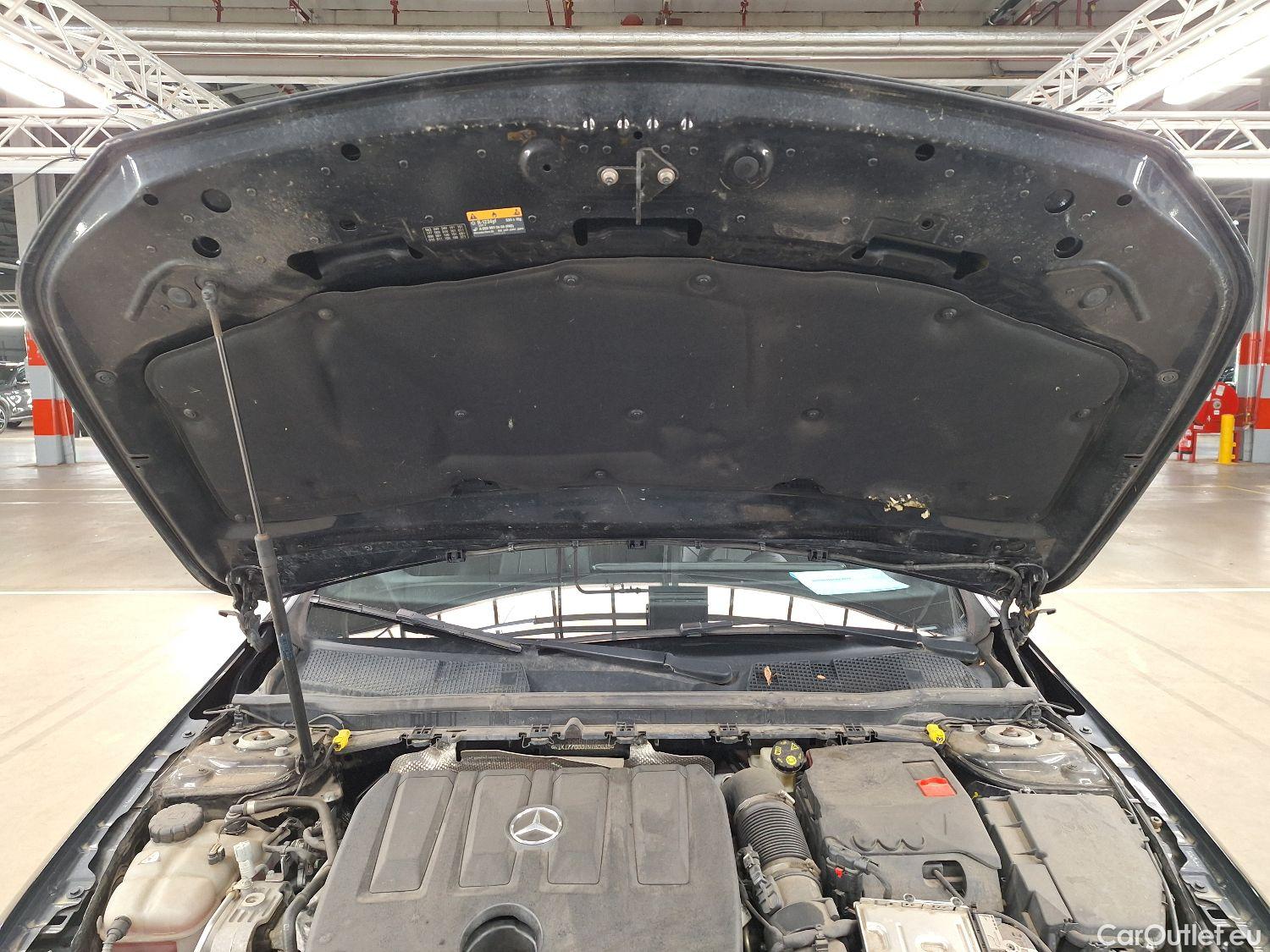  Mercedes  A-Klasse Mercedes, A-Class '18, Mercedes-Benz  A 180 d 5d #47