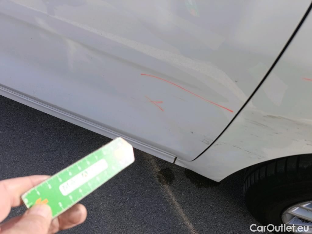  KIA  Rio KIA  / 2020 / 5P / berlina con portón 1.2 DPi 62kW (84CV) Concept #12