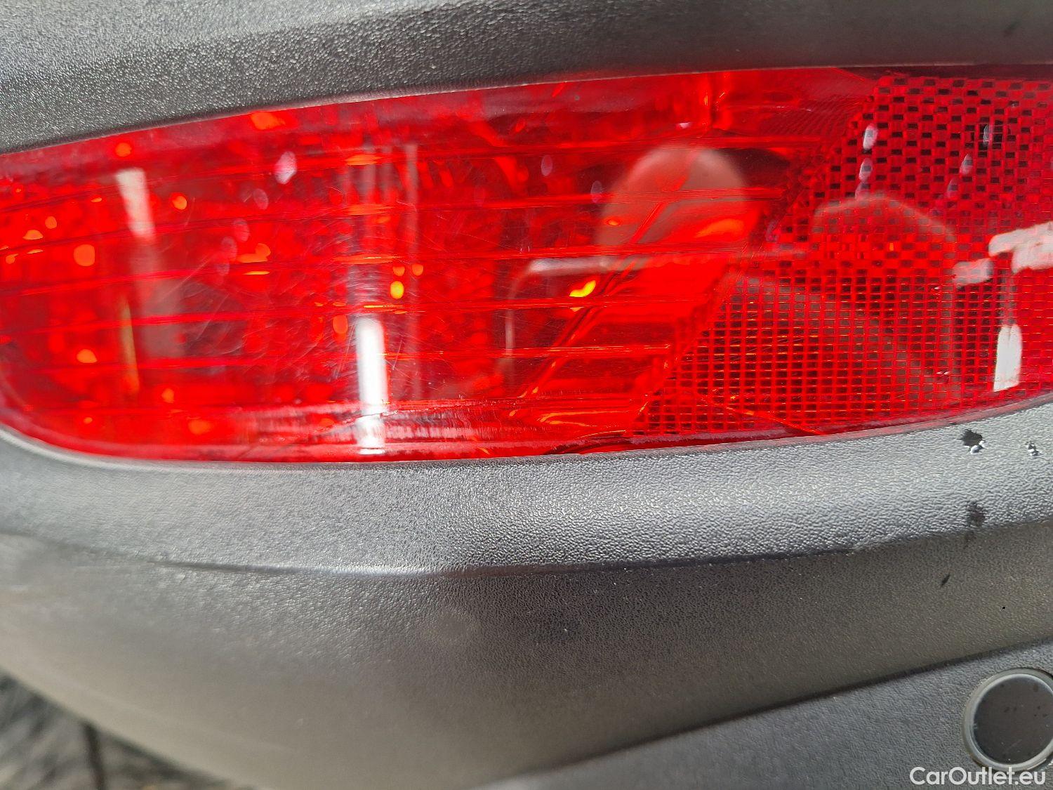  Peugeot  5008 Peugeot,  '16, Peugeot  1.5 BlueHDi 96kW S&S EAT8 GT Line 5d #24