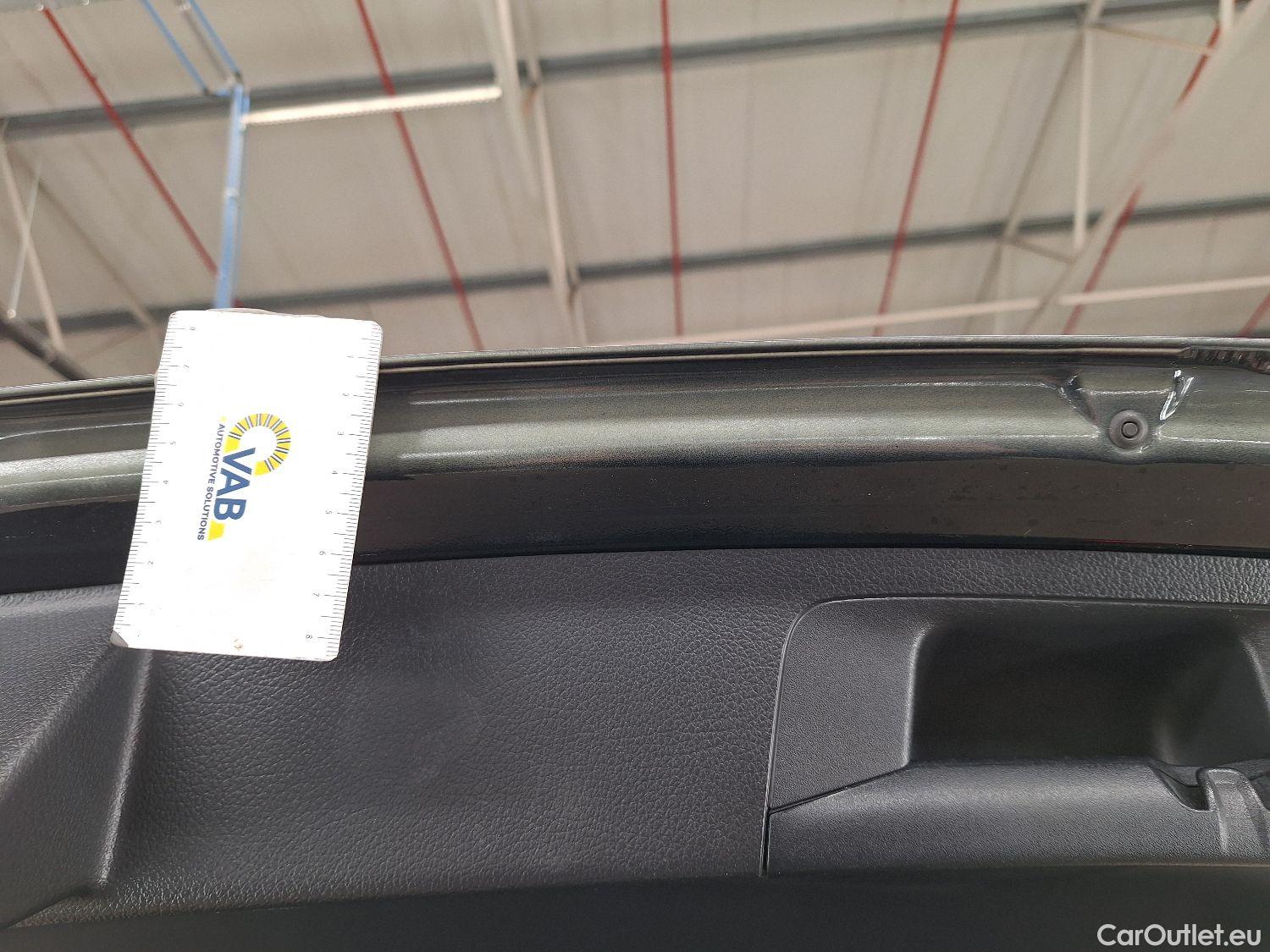  Mercedes  A-Klasse Mercedes, A-Class '18, Mercedes-Benz  A 180 d 5d #41