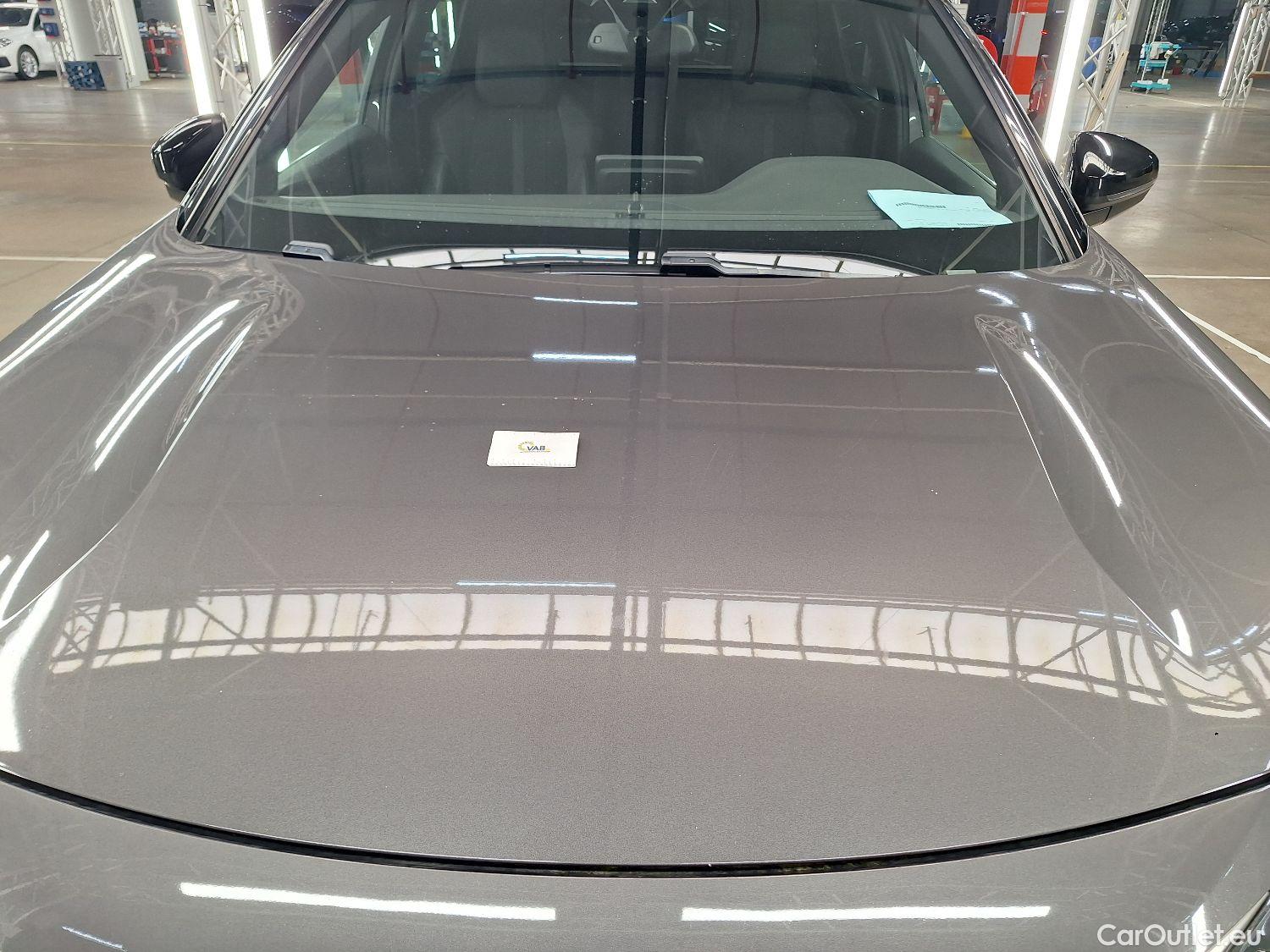  Peugeot  5008 Peugeot,  '16, Peugeot  1.5 BlueHDi 96kW S&S EAT8 GT Line 5d #66