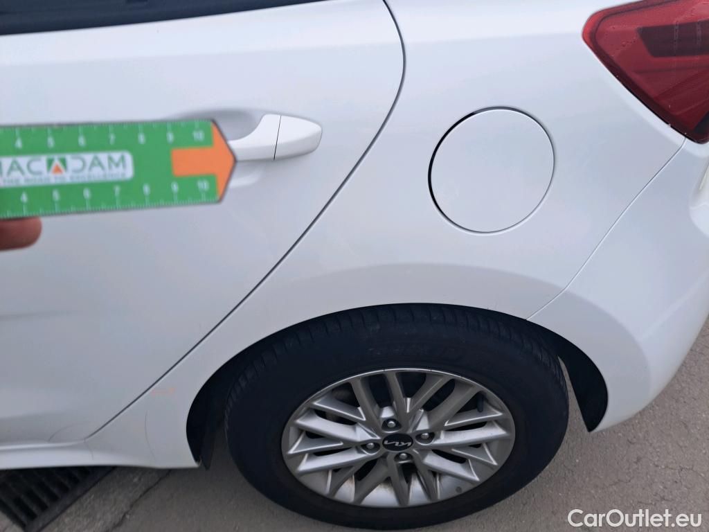  KIA  Rio KIA  / 2020 / 5P / berlina con portón 1.2 DPi 62kW (84CV) Concept #19