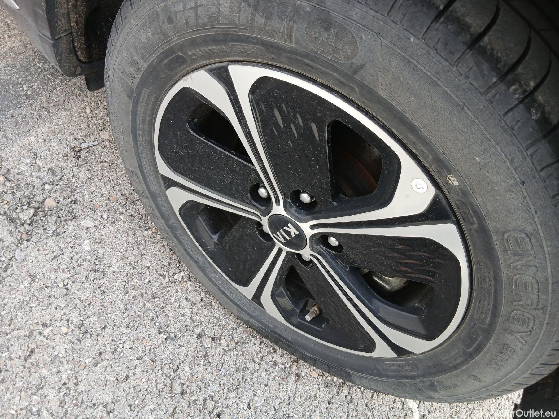  KIA  XCeed KIA  1.6 GDi PHEV 104kW (141CV) eDrive (AC) #3