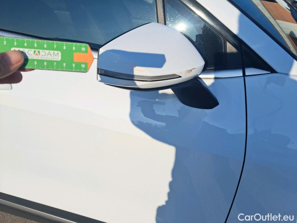  KIA  Sportage KIA  / 2022 / 5P / todoterreno 1.6 T-GDi 110kW (150CV) Drive 4x2 #28