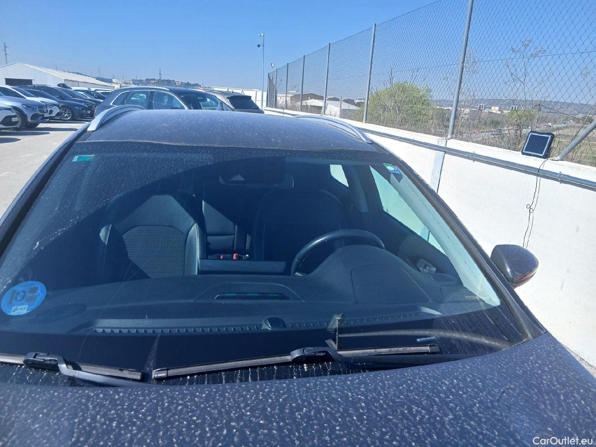  KIA  XCeed KIA   1.6 GDi PHEV 104kW (141CV) eDrive (AC) #7