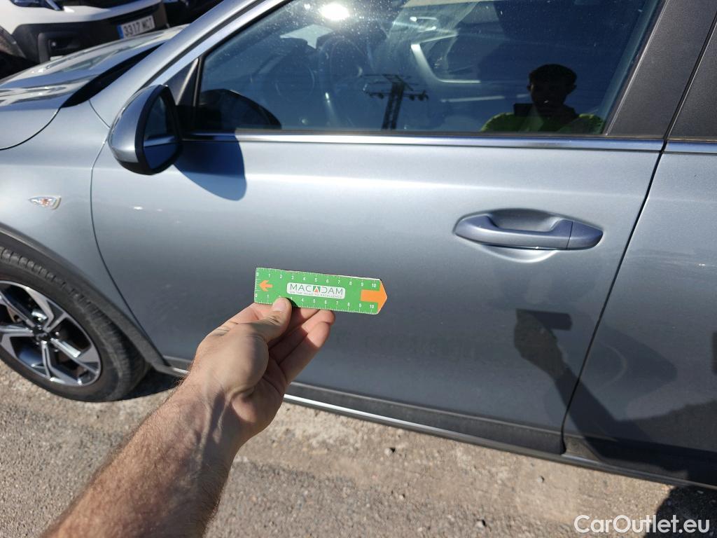  KIA  XCeed KIA  1.0 T-GDi Drive 88kW (120CV) #16