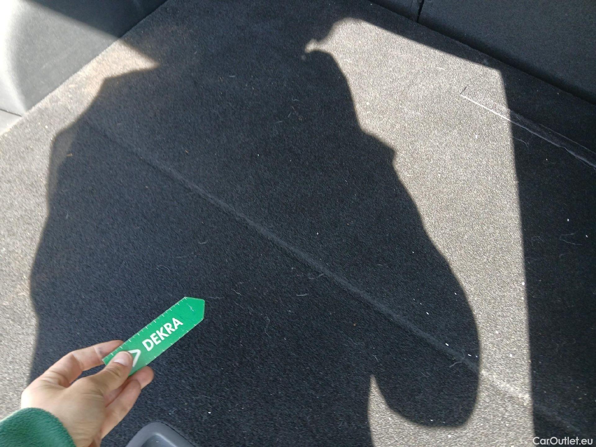  KIA  Sportage KIA  / 2018 / 5P / todoterreno 1.6 MHEV Business 100kW (136CV) 4x2 #4