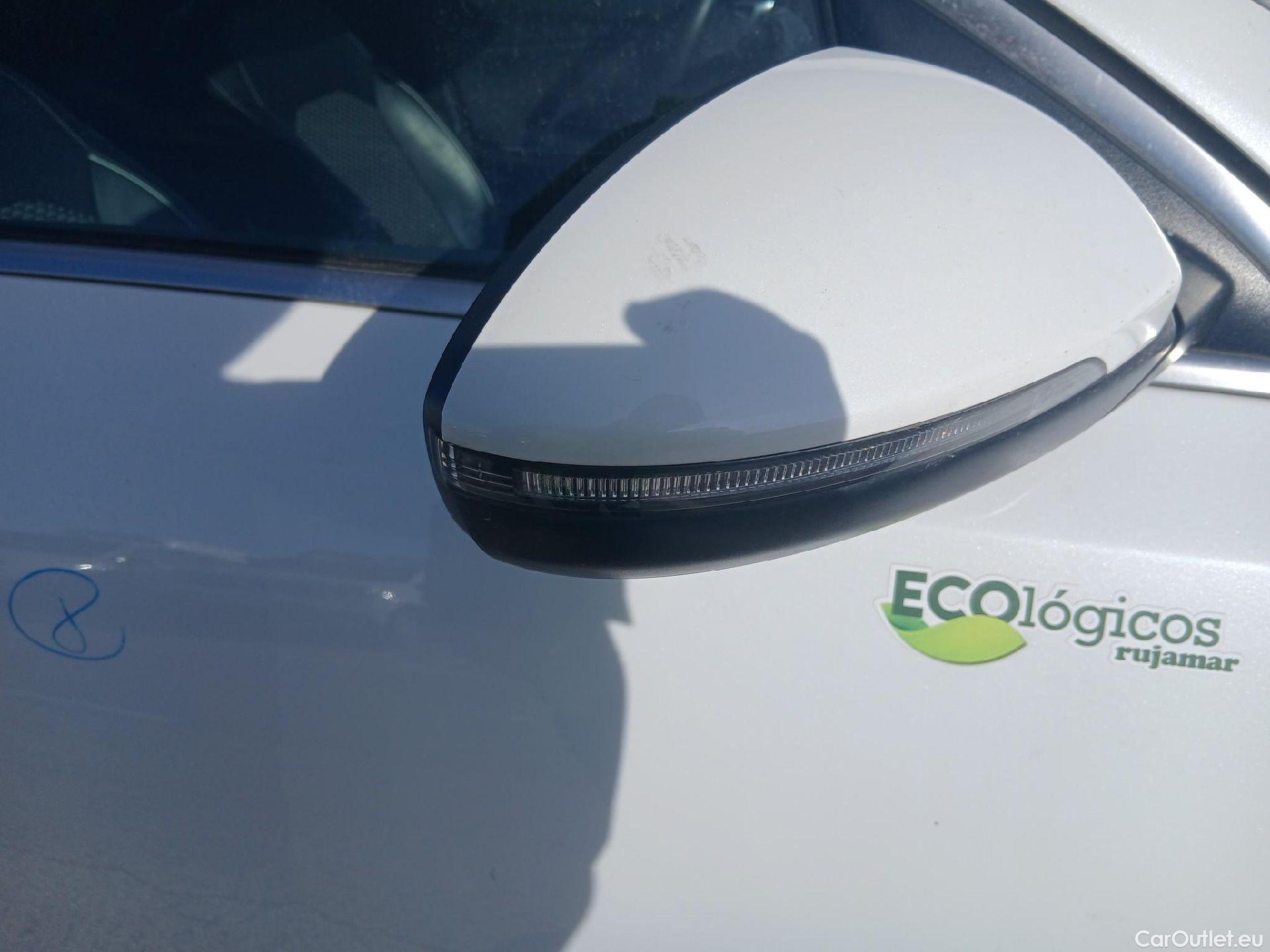  KIA  XCeed KIA  1.6 MHEV Tech 100kW (136CV) DCT #16