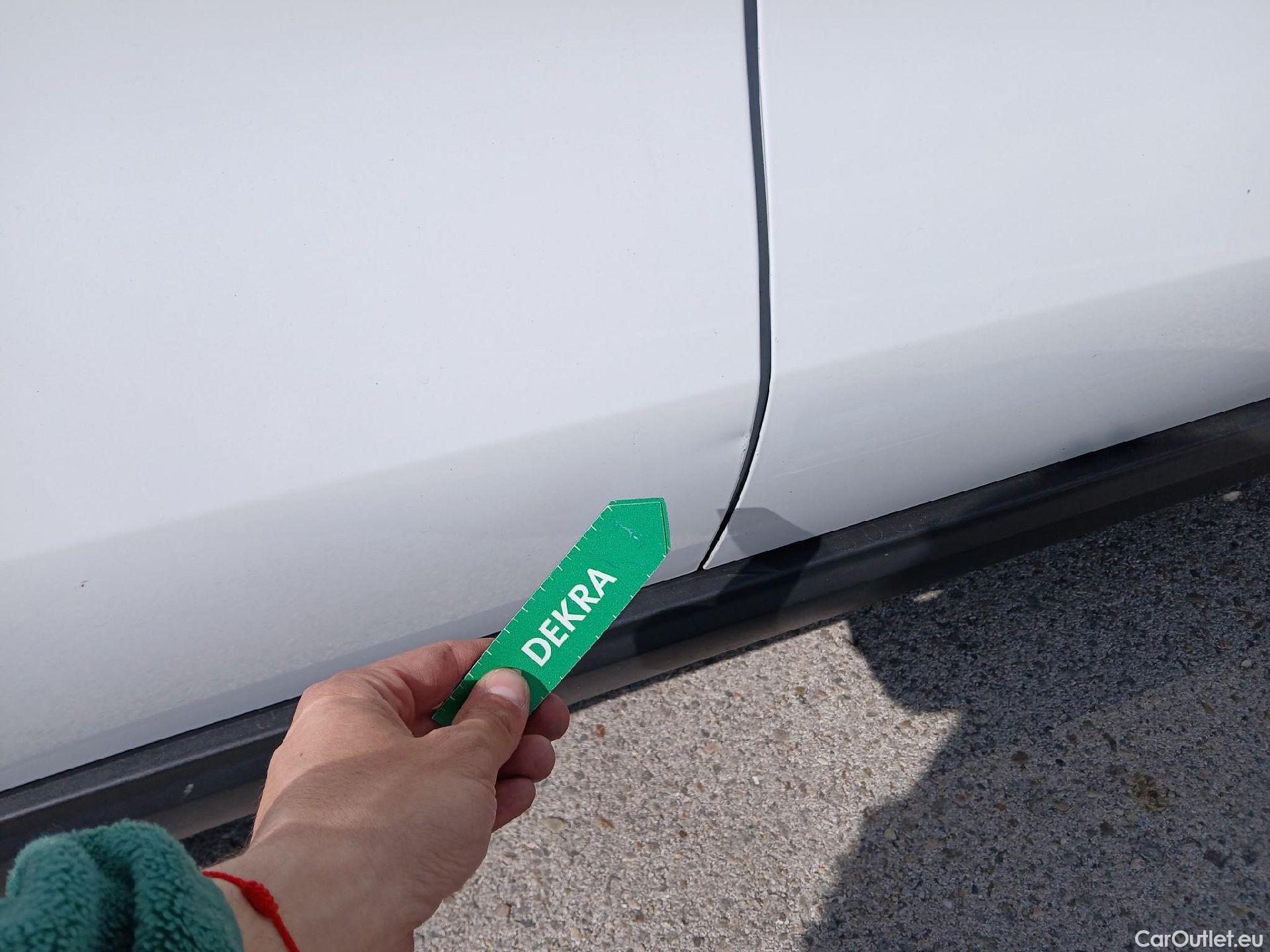  KIA  Sportage KIA  / 2018 / 5P / todoterreno 1.6 MHEV Business 100kW (136CV) 4x2 #23