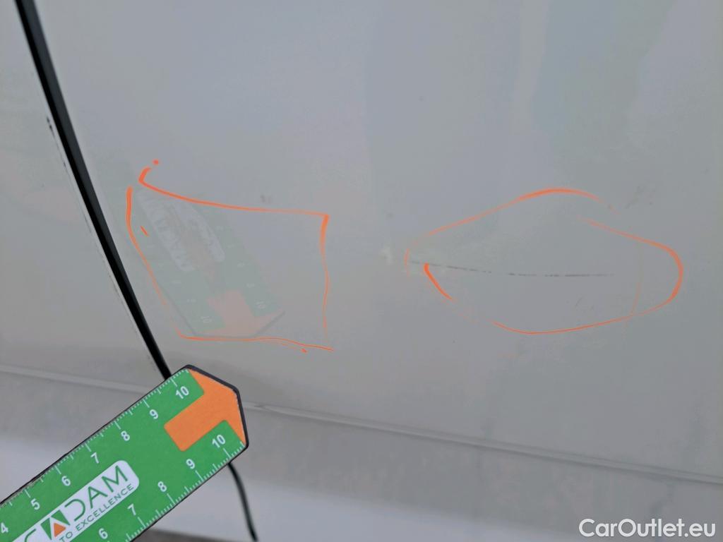  KIA  Rio KIA  / 2020 / 5P / berlina con portón 1.2 DPi 62kW (84CV) Concept #5