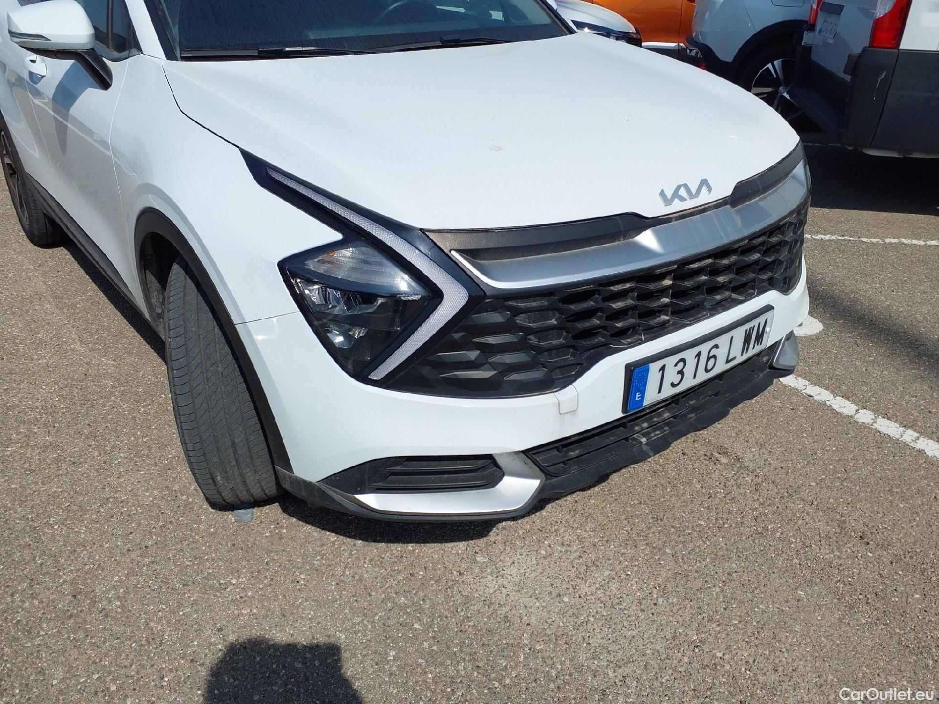  KIA  Sportage KIA  / 2022 / 5P / todoterreno 1.6 T-GDi 110kW (150CV) Concept 4x2 #11