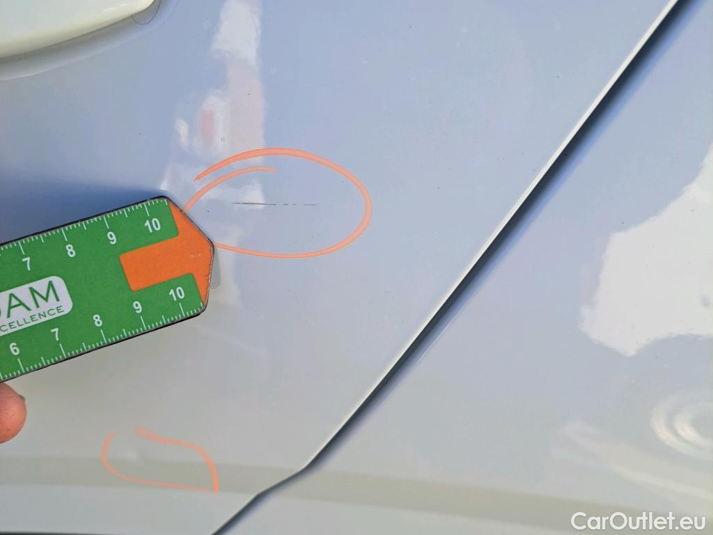  KIA  Sportage KIA  / 2022 / 5P / todoterreno 1.6 T-GDi 110kW (150CV) Drive 4x2 #25