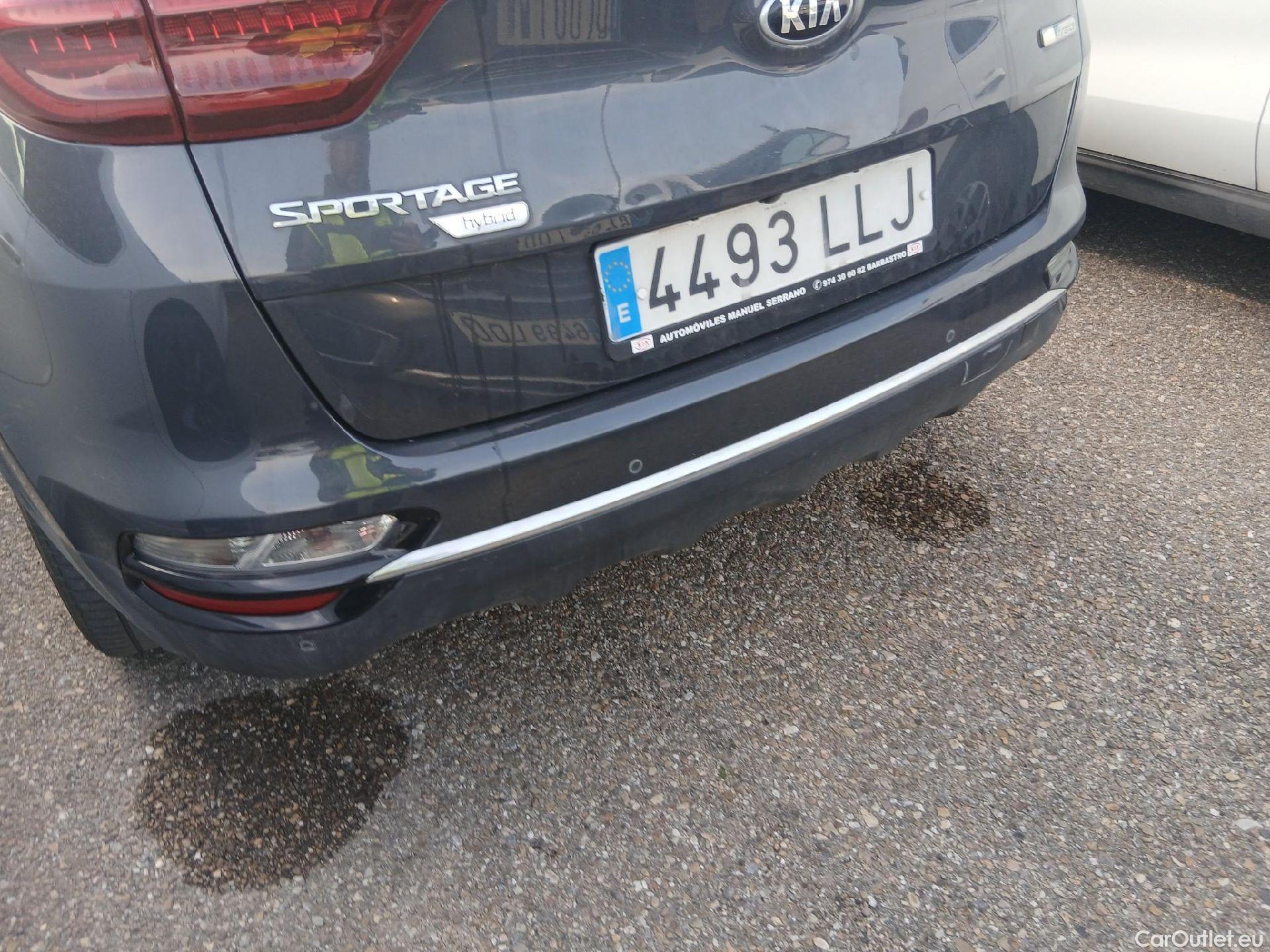  KIA  Sportage KIA  1.6MHEV Drive 100kW(136CV) 4x2(Crist Tintados)(CX) #10