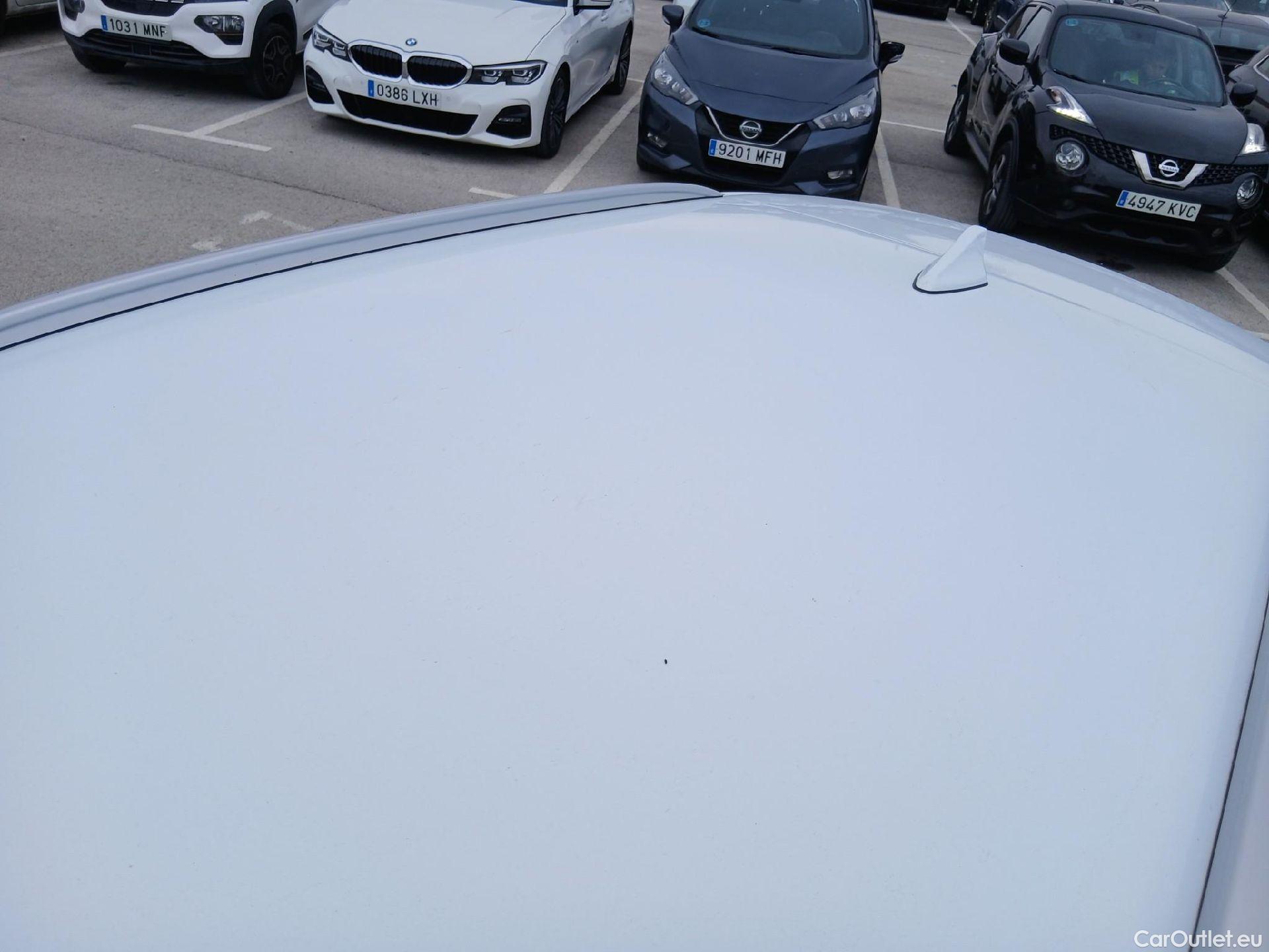  KIA  XCeed KIA  1.5 MHEV iMT Tech 118kW (160CV) #13