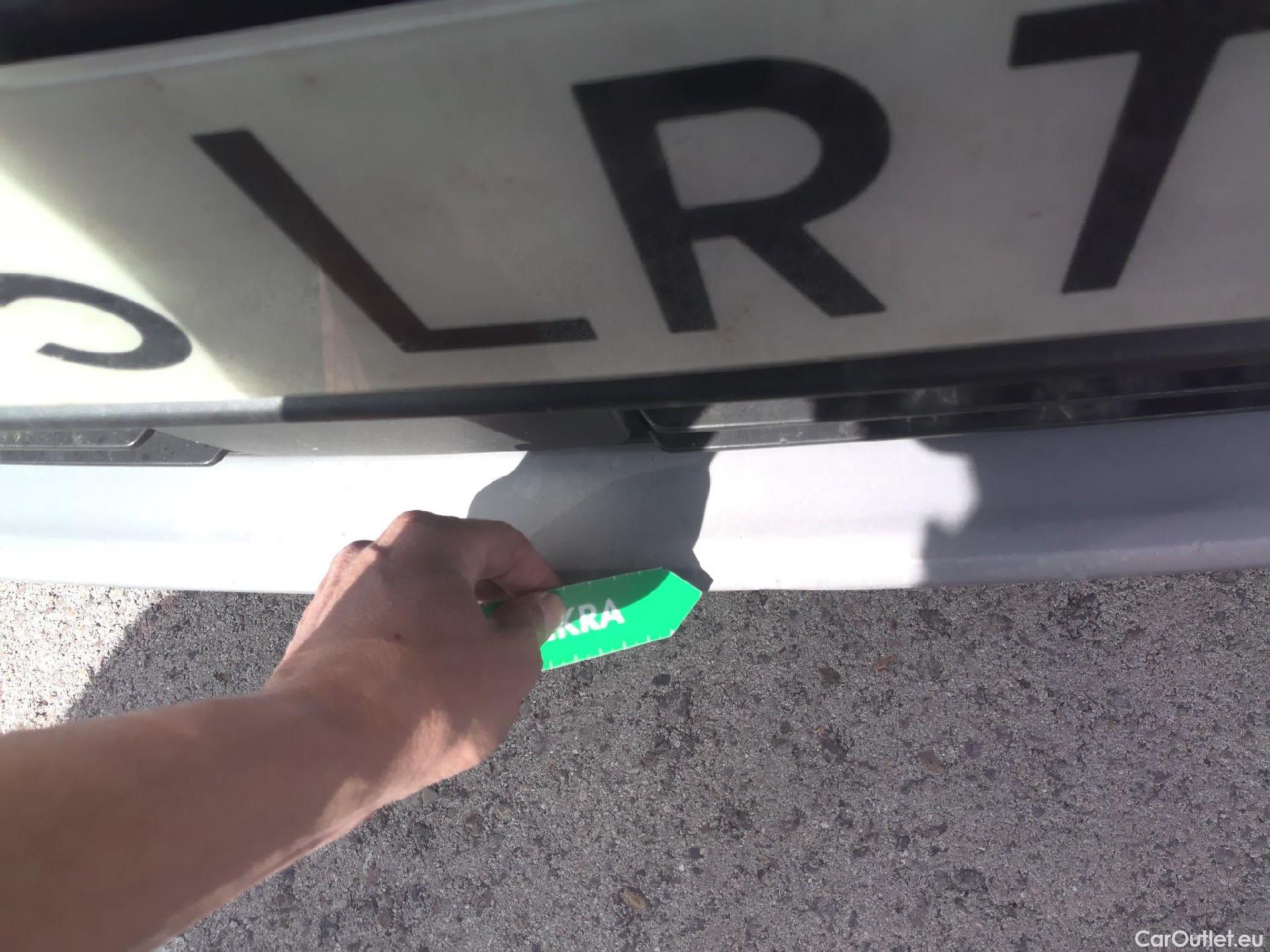  KIA  Niro KIA  / 2019 / 5P / crossover 1.6 GDi HEV 104kW (141CV) Drive #5