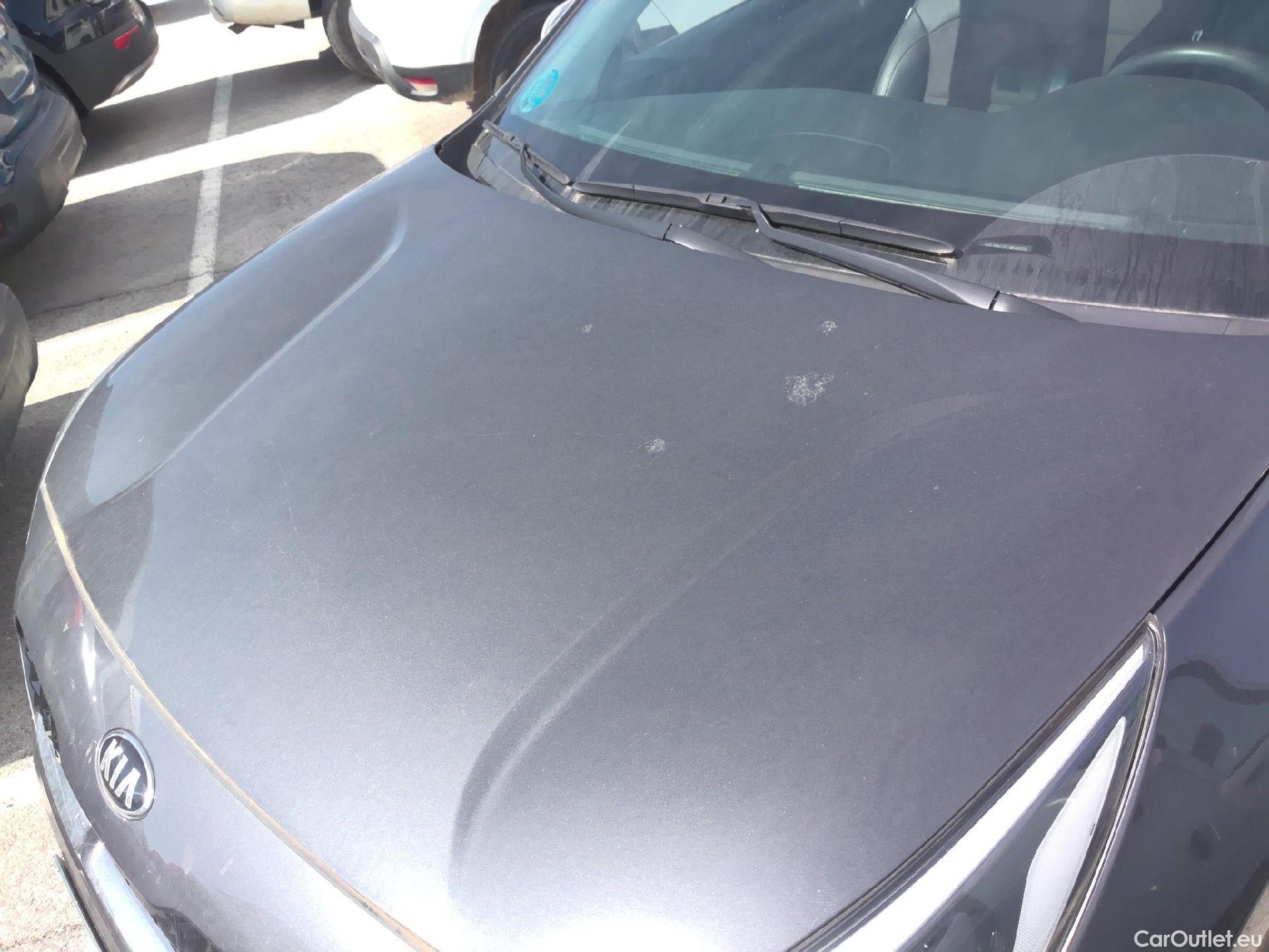  KIA  Niro KIA  / 2019 / 5P / crossover 1.6 GDi HEV 104kW (141CV) Drive #2