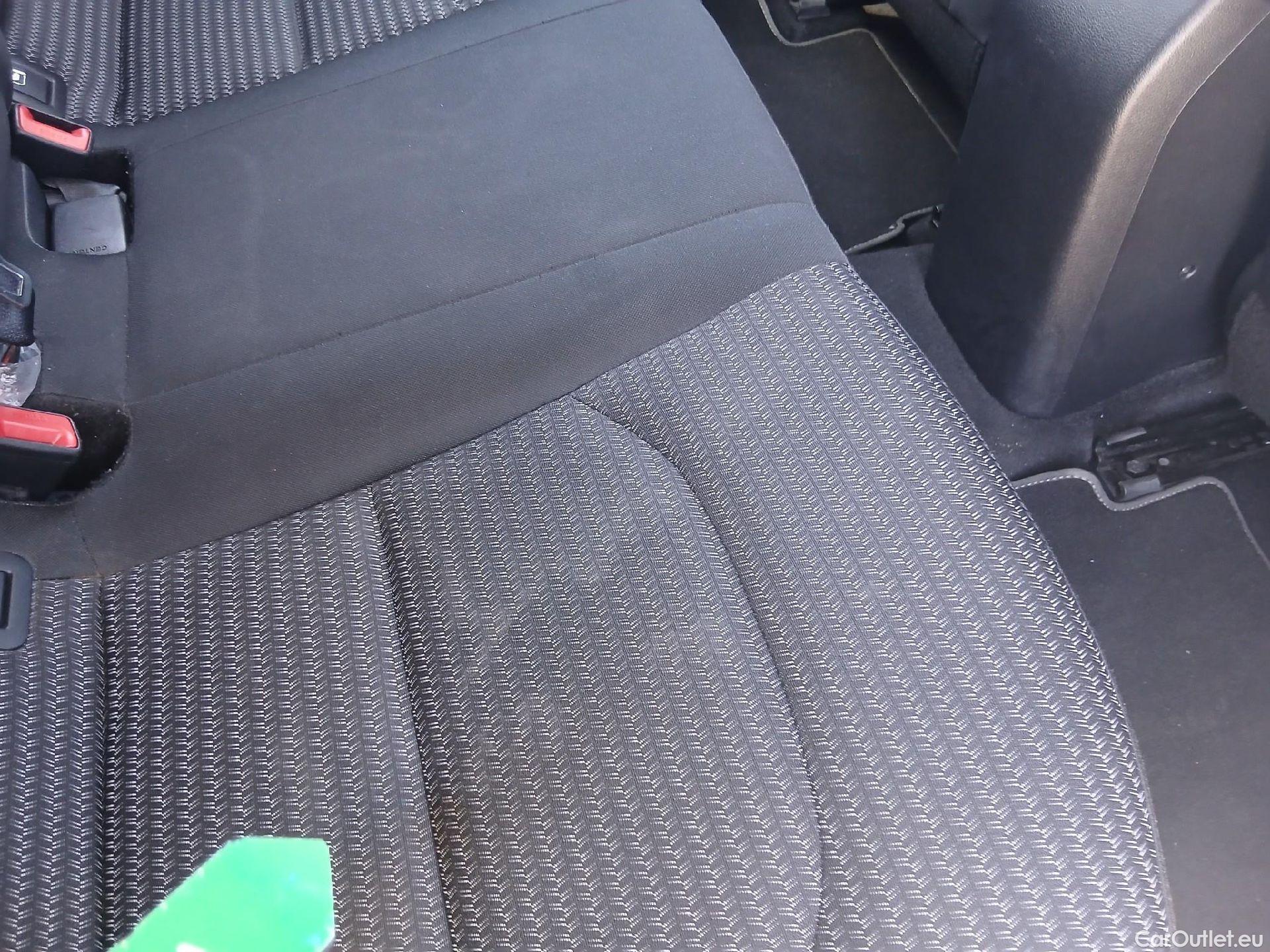  KIA  Cee'd KIA Ceed / 2021 / 5P / berlina con portón 1.0 T-GDi 88kW (120CV) Drive #31