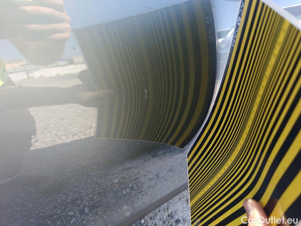  KIA  XCeed KIA  1.0 T-GDi Drive 88kW (120CV) #3