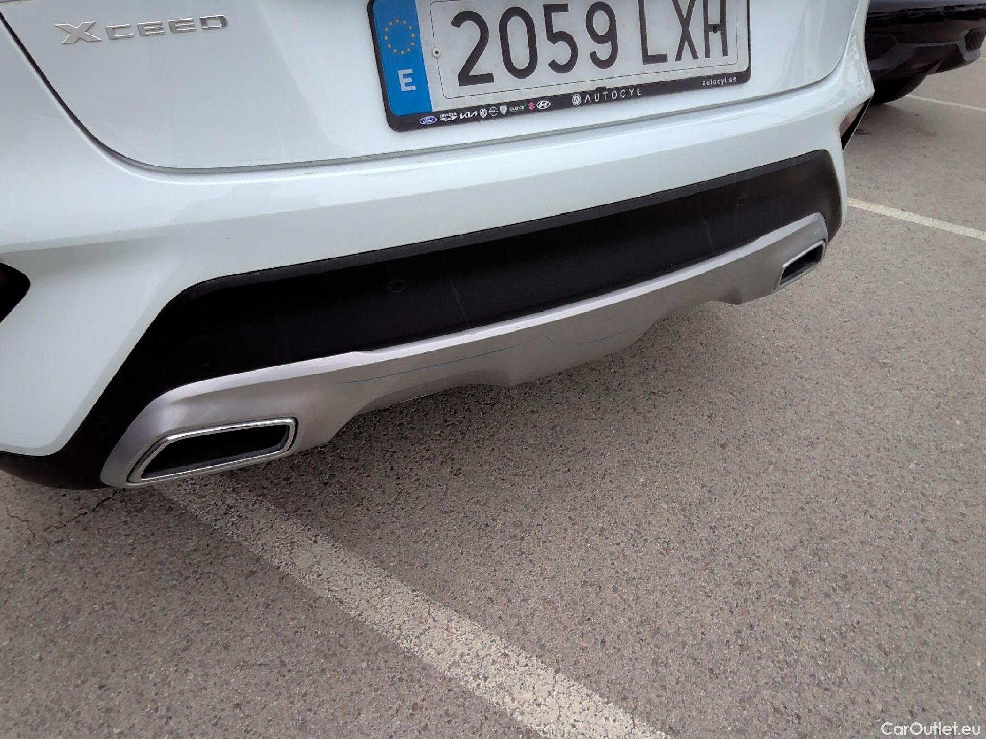  KIA  XCeed KIA  1.5 MHEV iMT Tech 118kW (160CV) #20