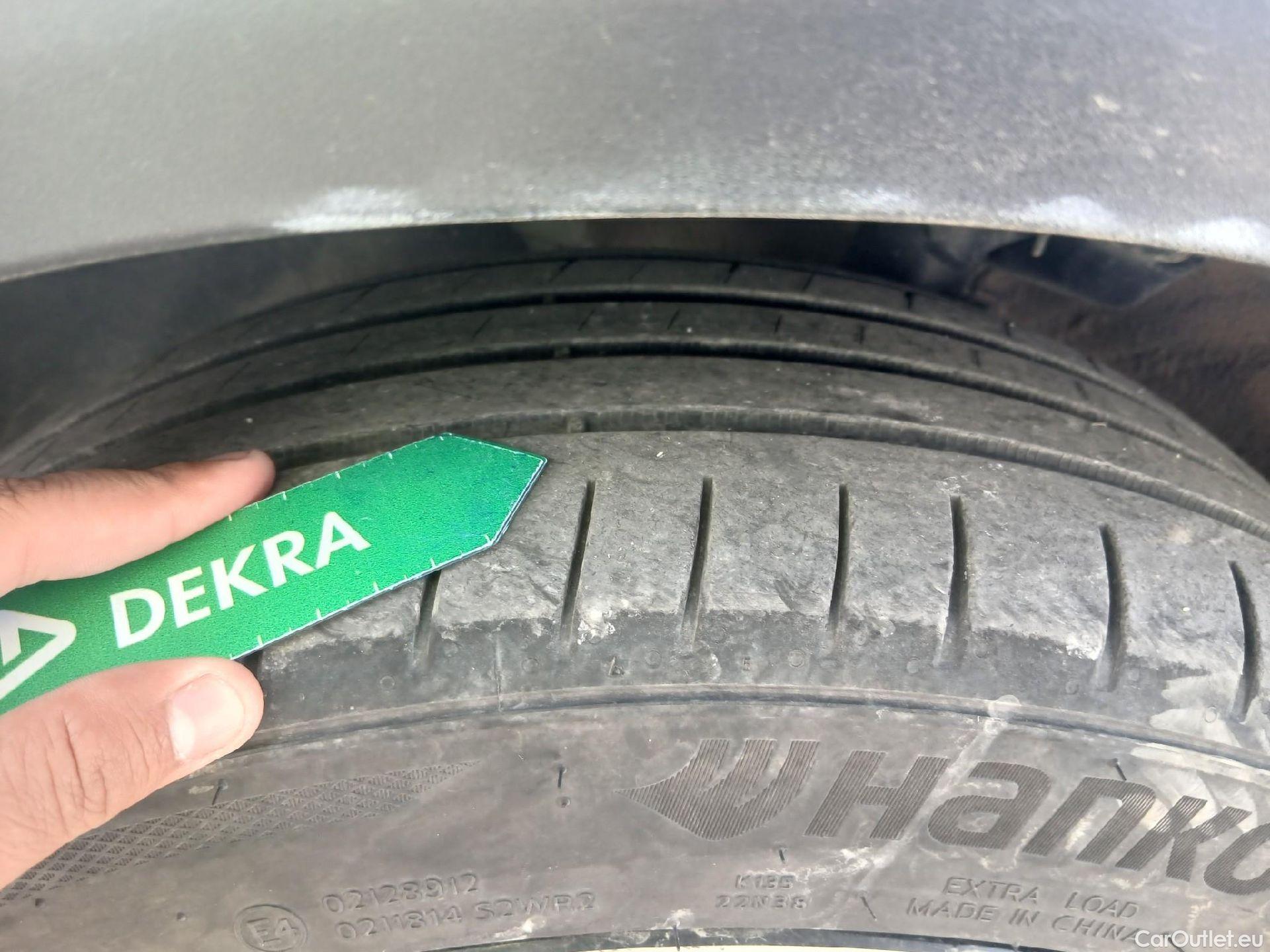  KIA  XCeed KIA  1.6 MHEV Tech 100kW (136CV) DCT #1