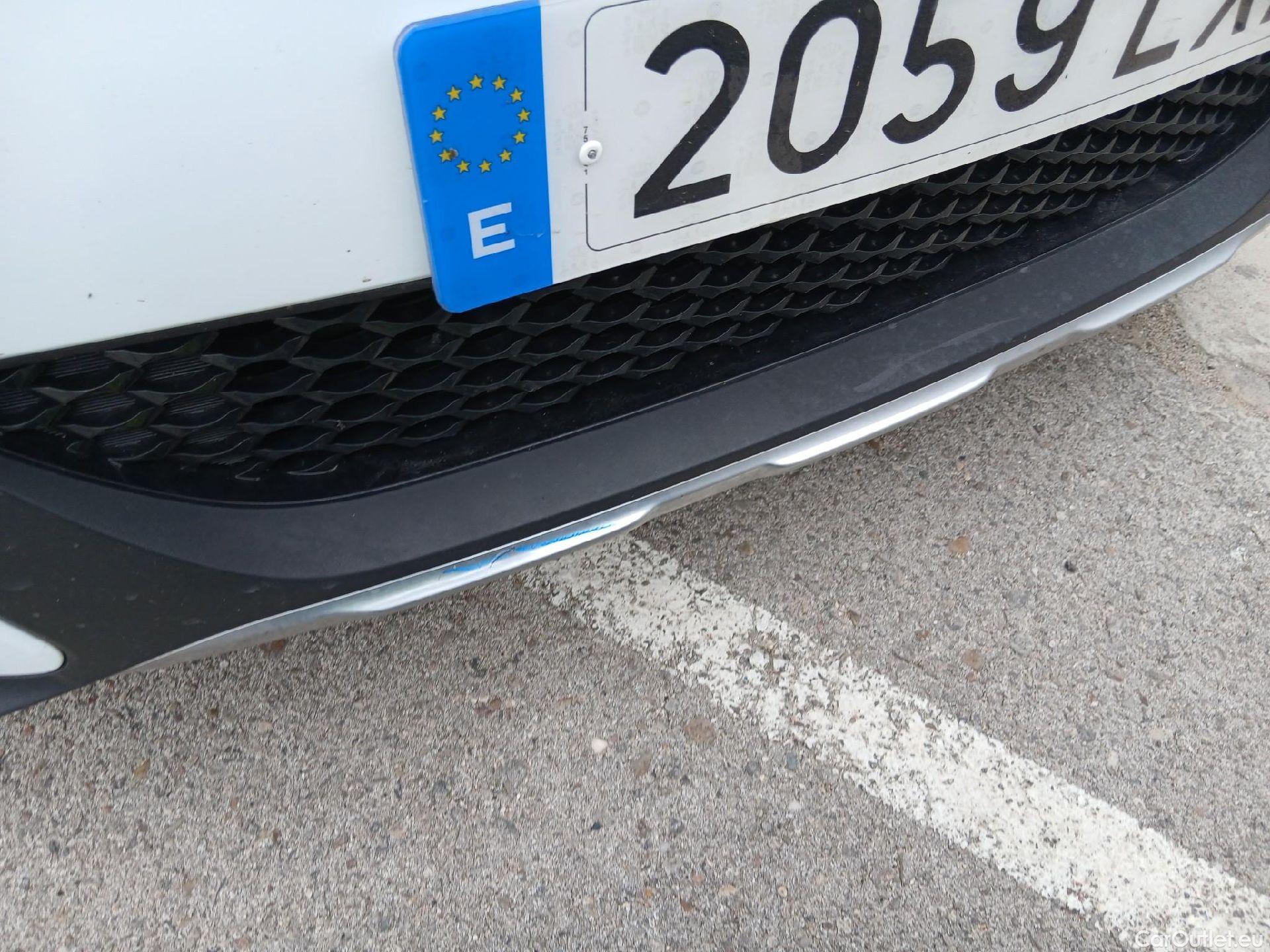  KIA  XCeed KIA  1.5 MHEV iMT Tech 118kW (160CV) #8