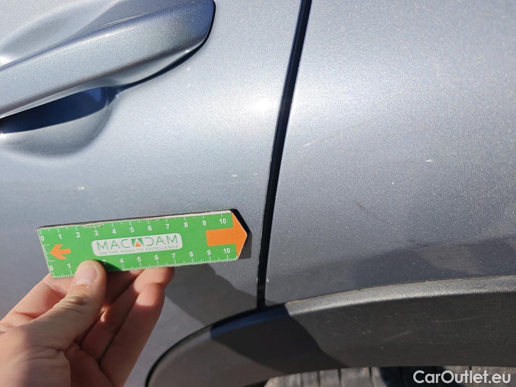  KIA  XCeed KIA  1.0 T-GDi Drive 88kW (120CV) #21