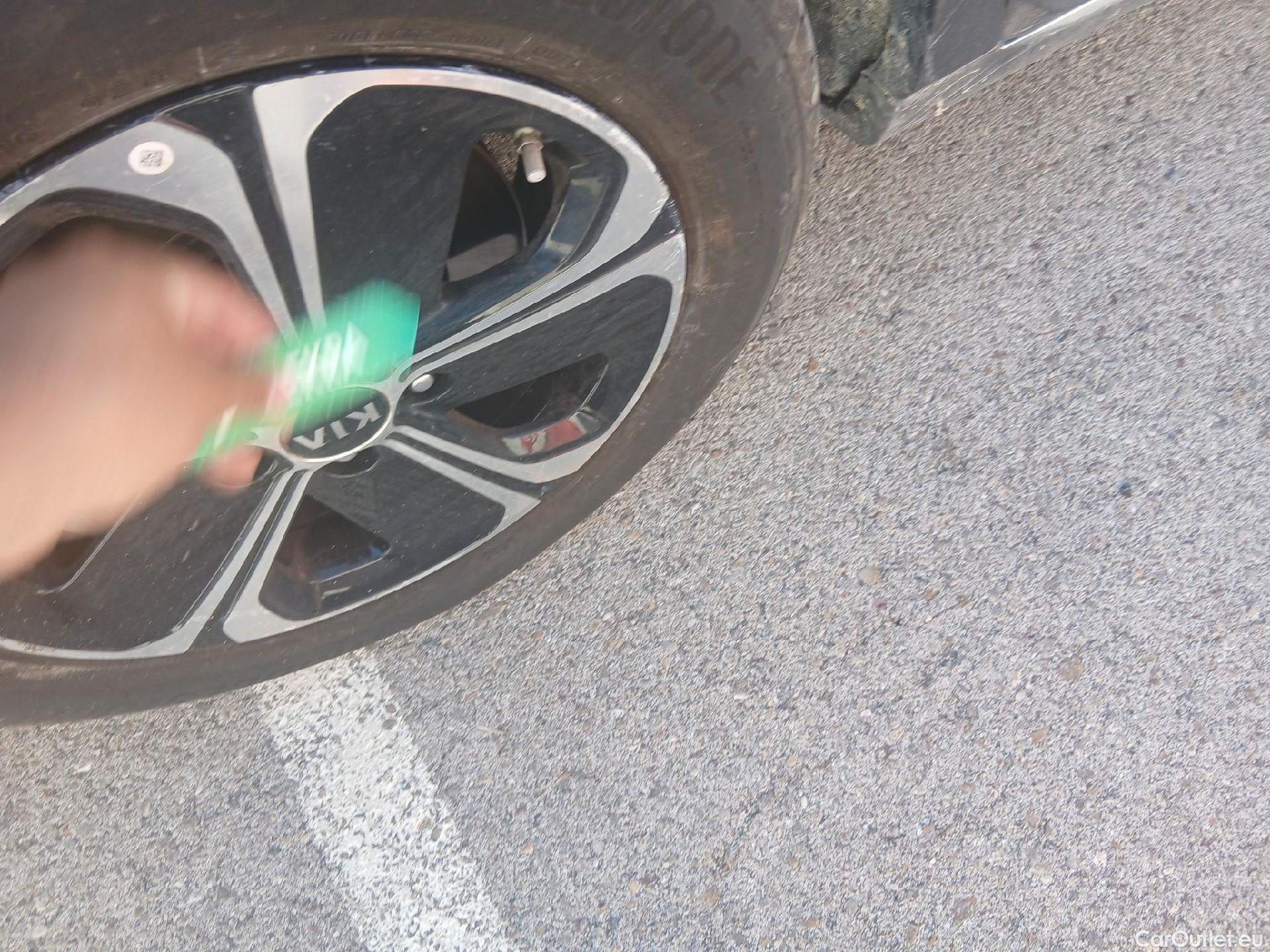  KIA  XCeed KIA   1.6 GDi PHEV 104kW (141CV) eDrive (AC) #9