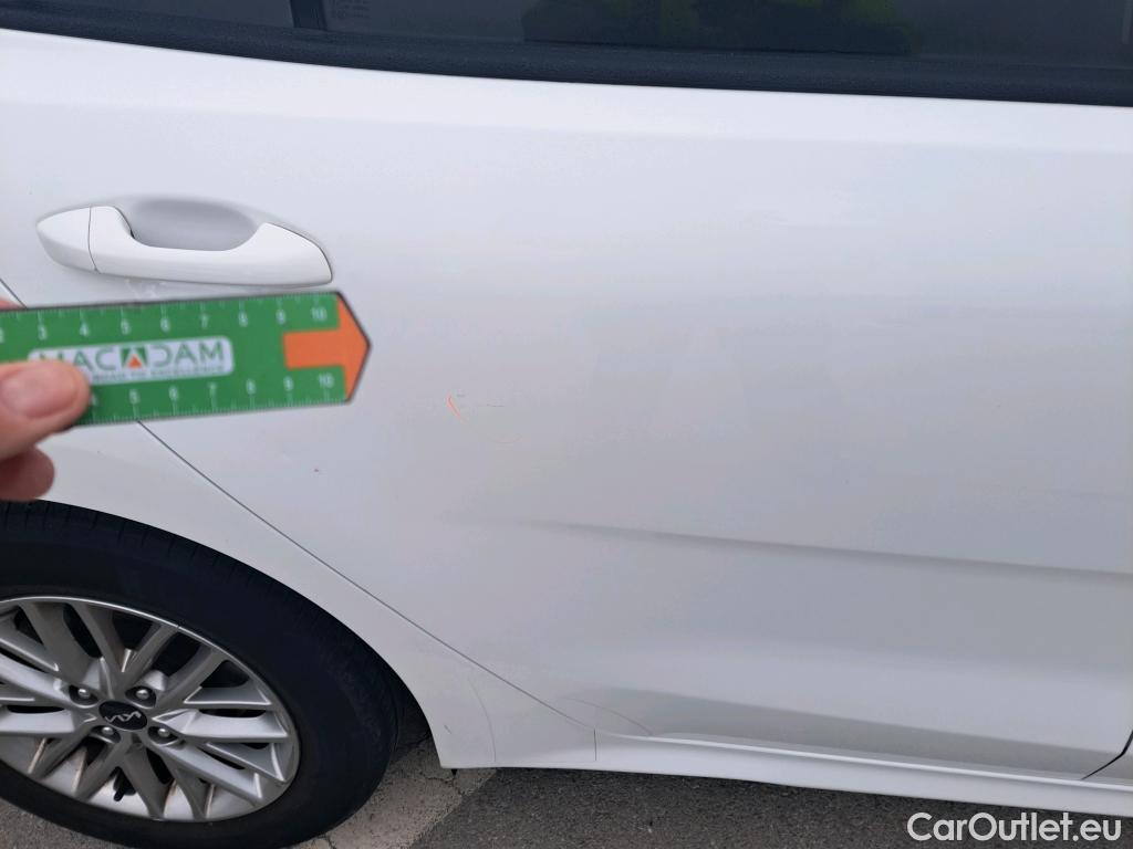  KIA  Rio KIA  / 2020 / 5P / berlina con portón 1.2 DPi 62kW (84CV) Concept #10