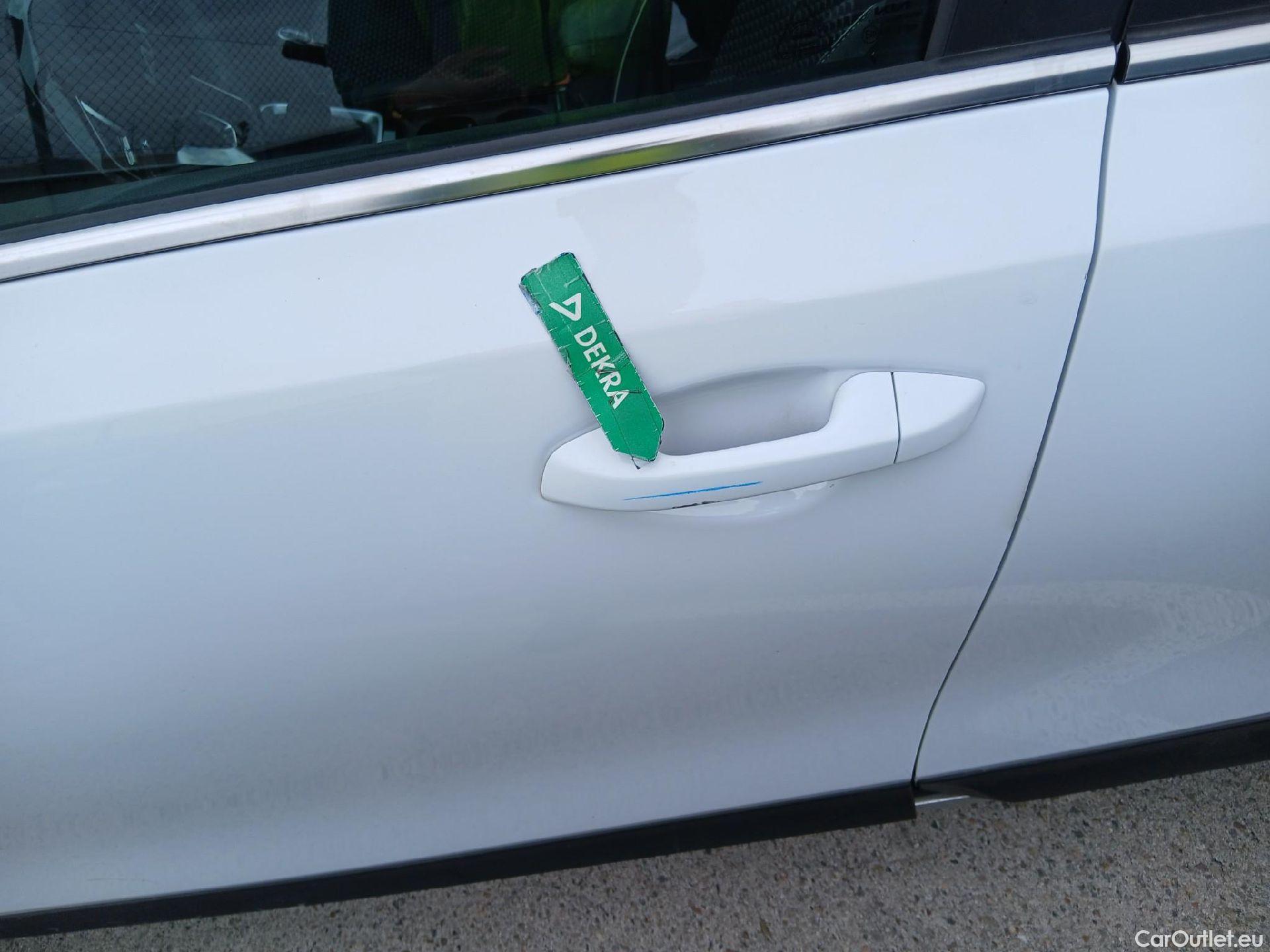  KIA  XCeed KIA  1.5 MHEV iMT Tech 118kW (160CV) #12