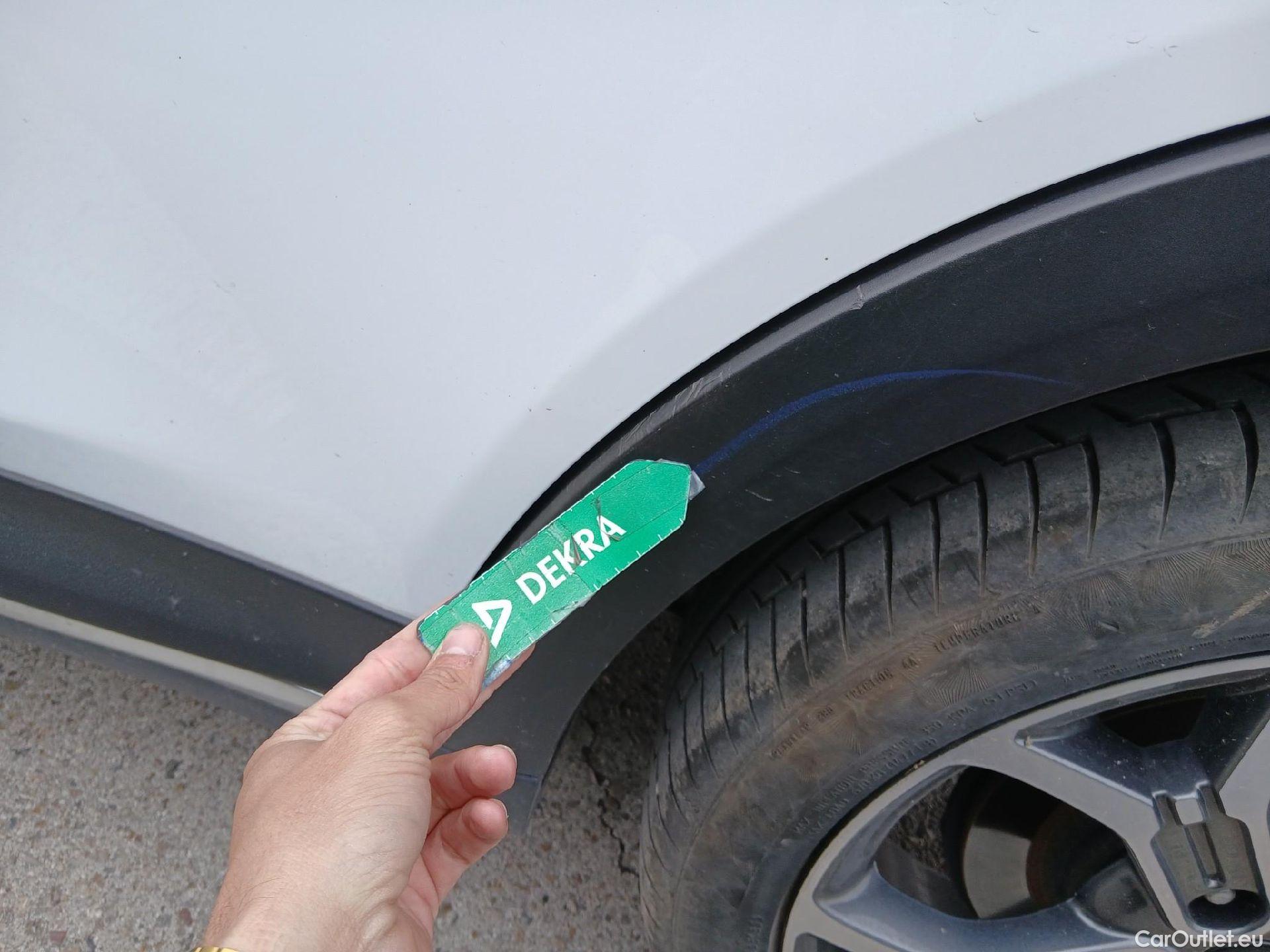  KIA  XCeed KIA  1.5 MHEV iMT Tech 118kW (160CV) #15