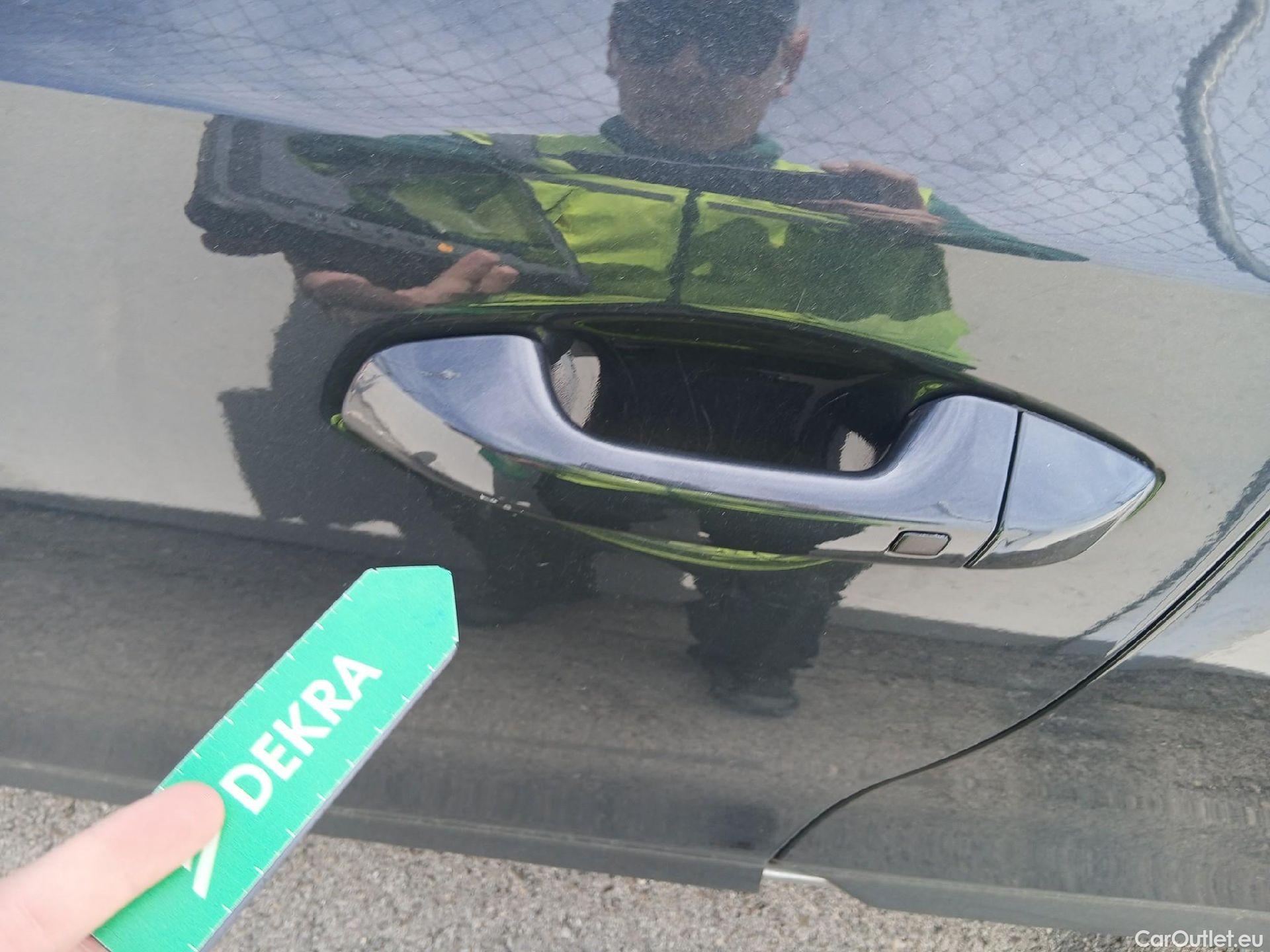  KIA  XCeed KIA  1.6 GDi PHEV 104kW (141CV) eDrive (AC) #23