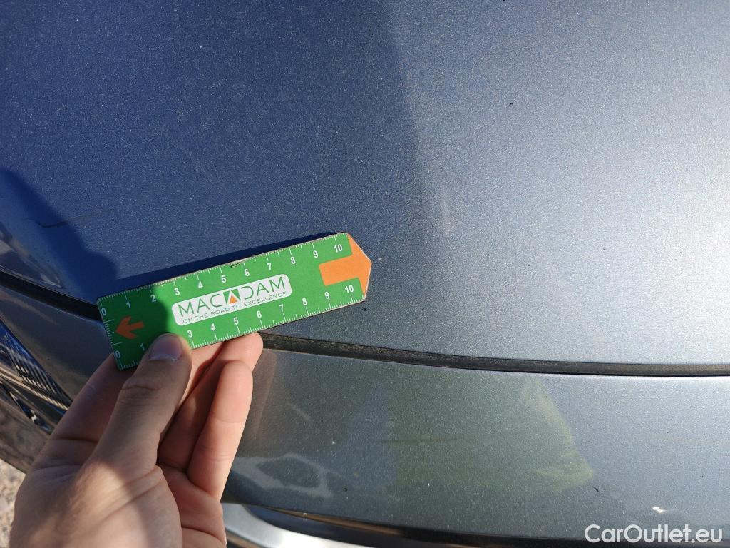  KIA  XCeed KIA  1.0 T-GDi Drive 88kW (120CV) #48