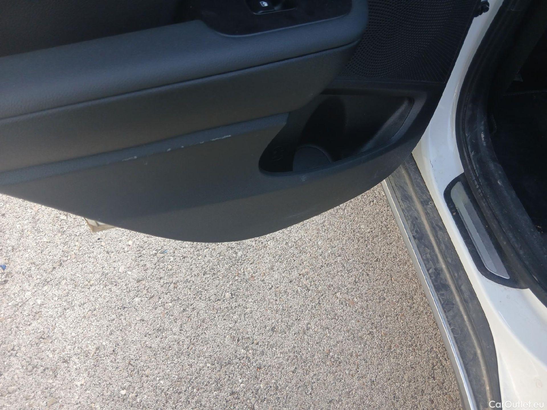  KIA  XCeed KIA  1.6 MHEV Tech 100kW (136CV) DCT #7