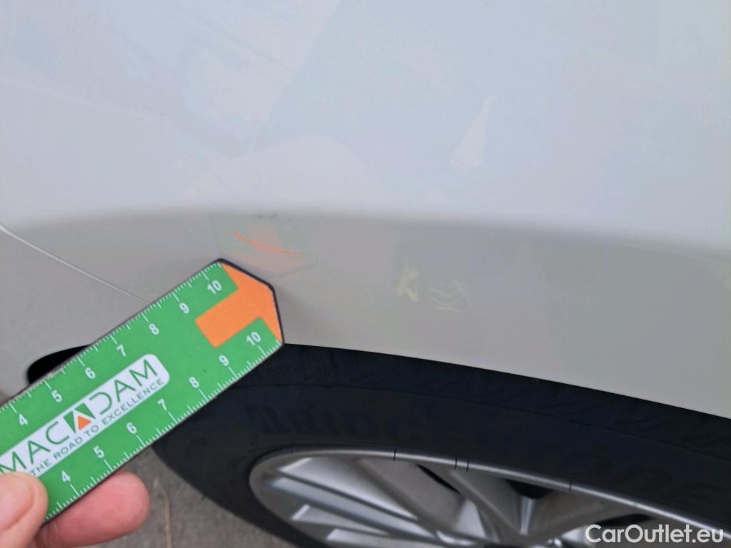  KIA  Rio KIA  / 2020 / 5P / berlina con portón 1.2 DPi 62kW (84CV) Concept #34