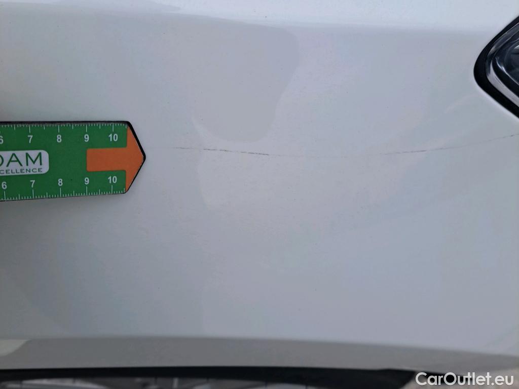  KIA  Rio KIA  / 2020 / 5P / berlina con portón 1.2 DPi 62kW (84CV) Concept #3