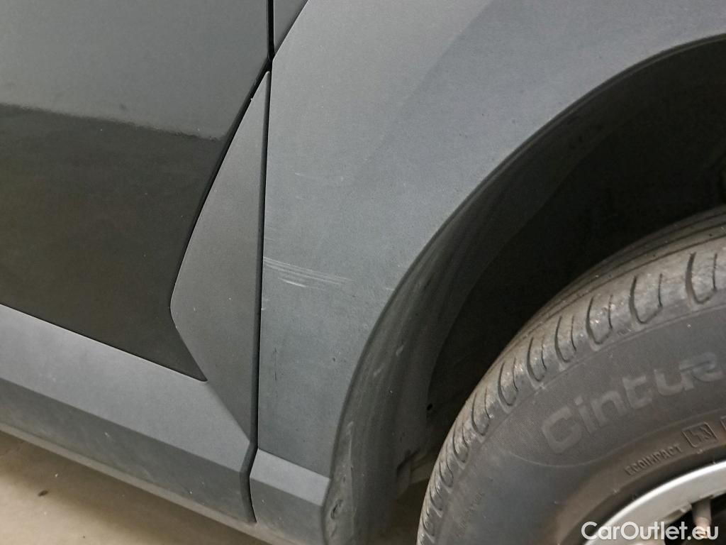  Hyundai  Konna HYUNDAI Kona / 2023 / 5P / todoterreno 1.6 GDI HEV Maxx DCT #40