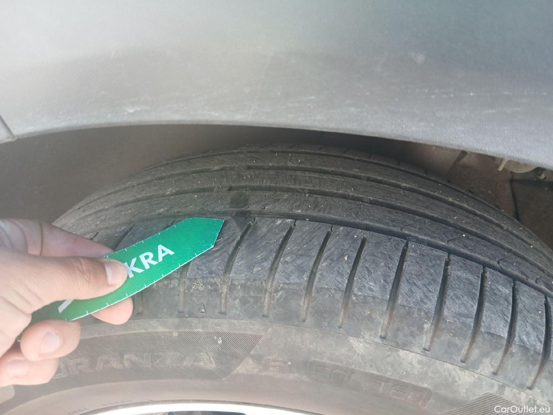  Hyundai  Tucson HYUNDAI  / 2018 / 5P / todoterreno 1.6 CRDI 85kW (116CV) 48V SLE 4X2(SP)(SL) #1