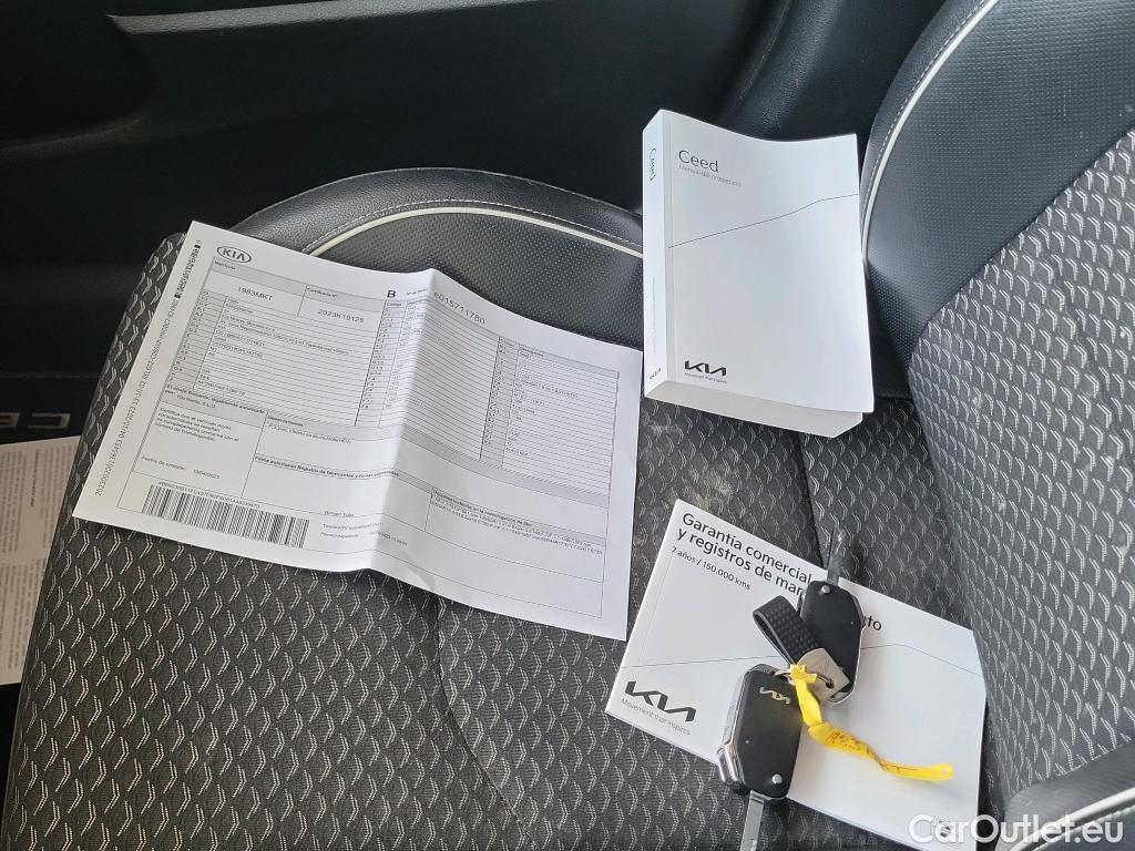  KIA  Cee'd Ceed Tech 1.6 CRDi 135CV AT7 E6d #10